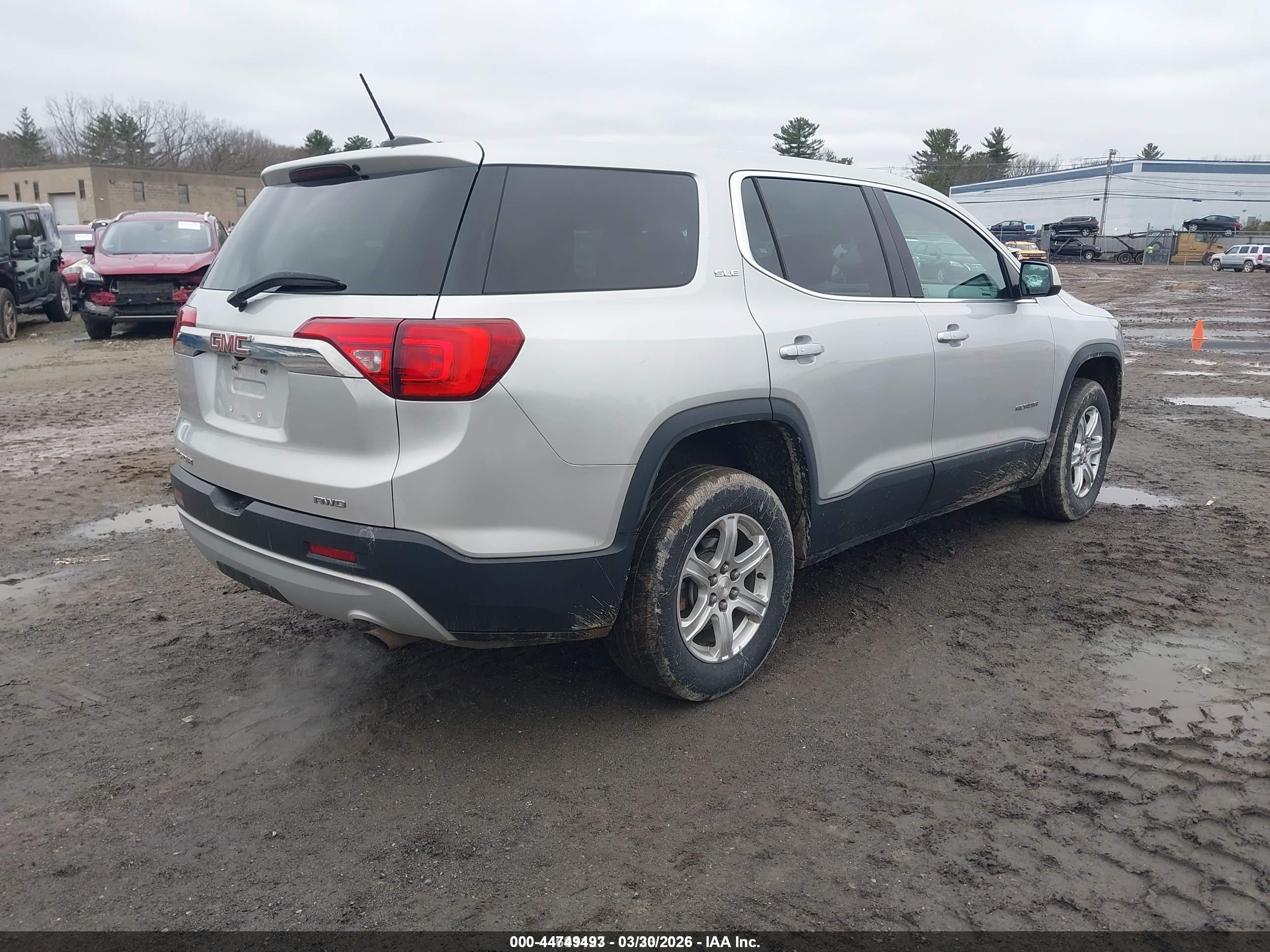 GMC ACADIA image 4