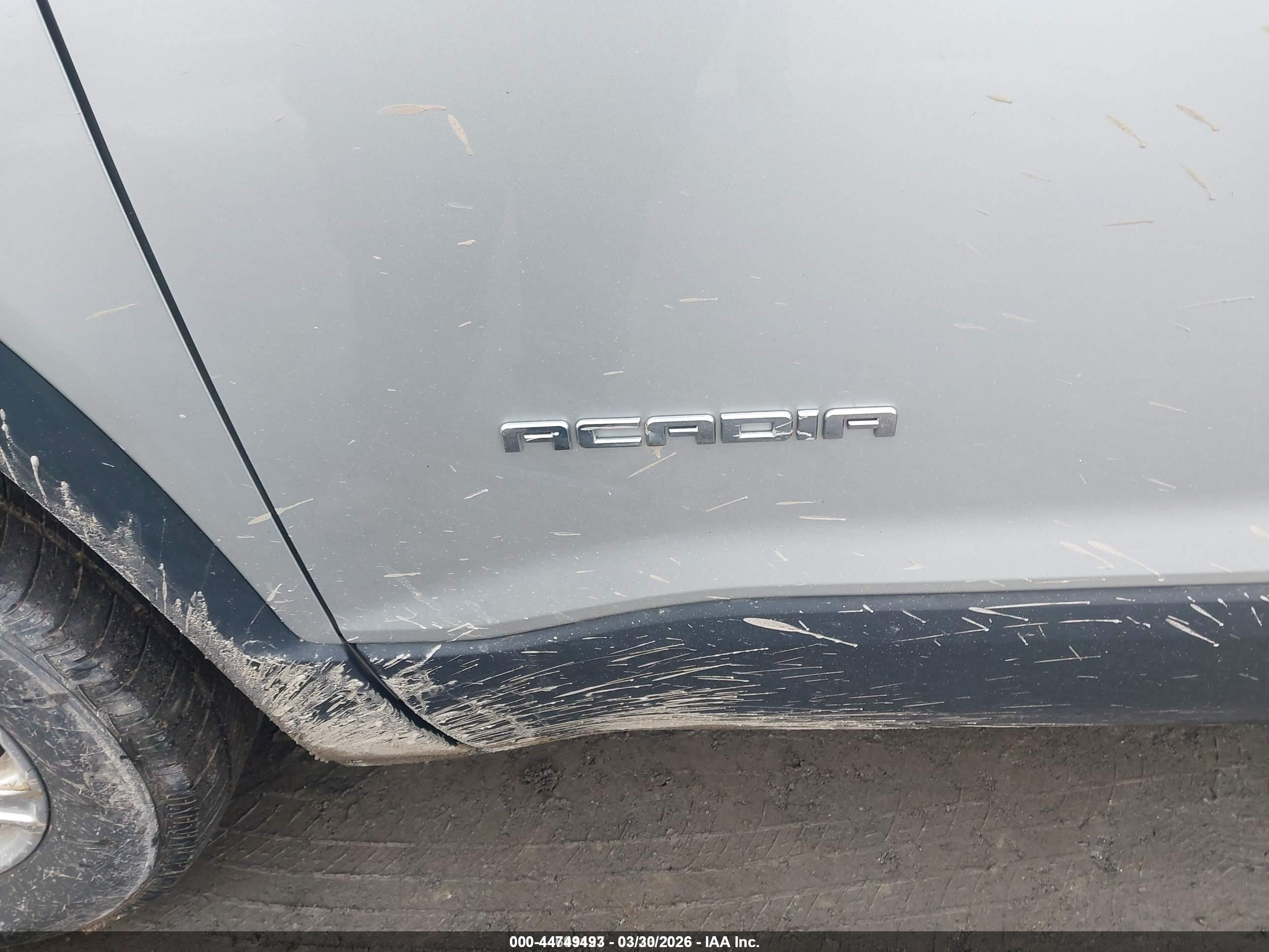 GMC ACADIA image 6