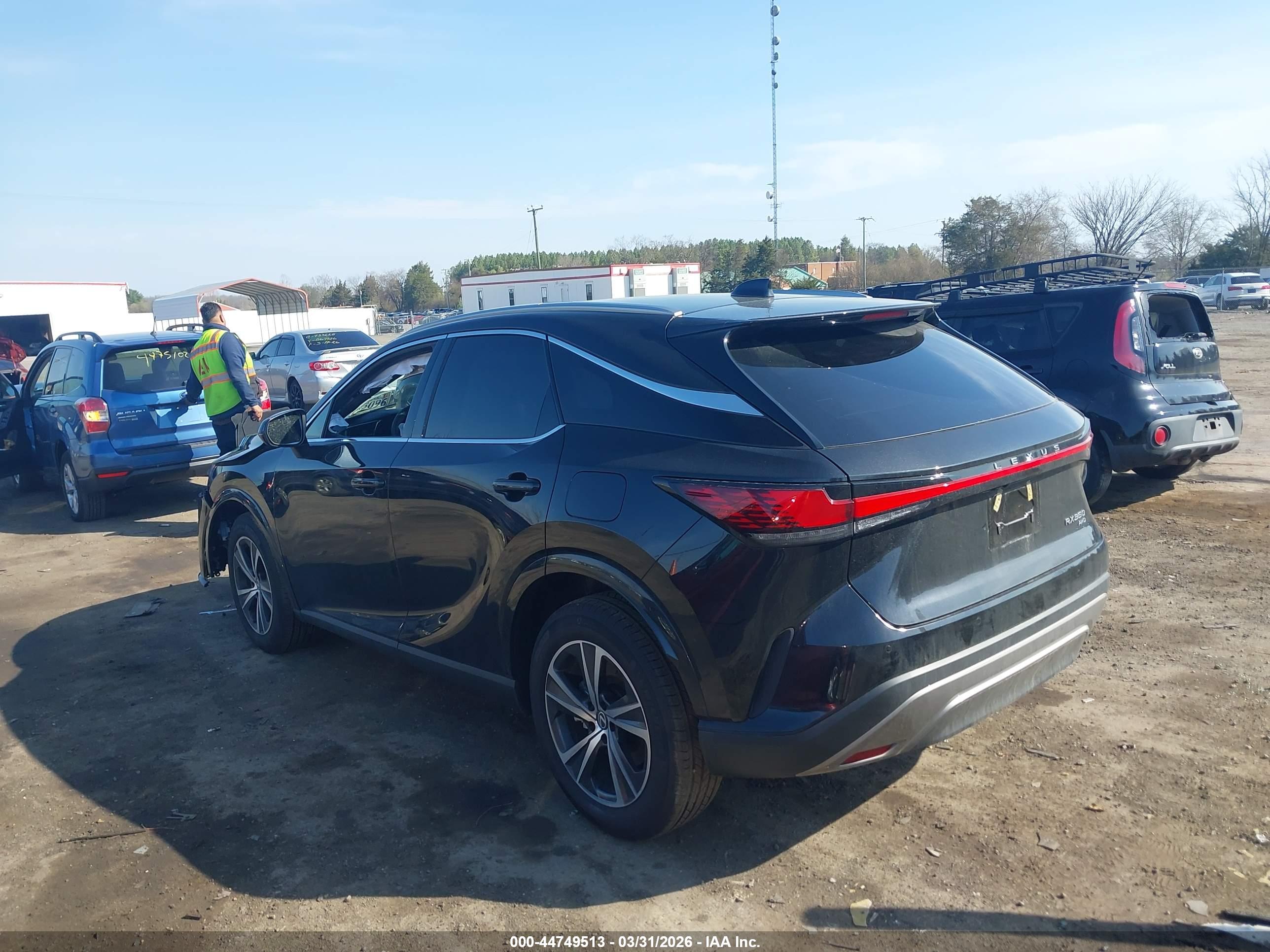 LEXUS RX image 3