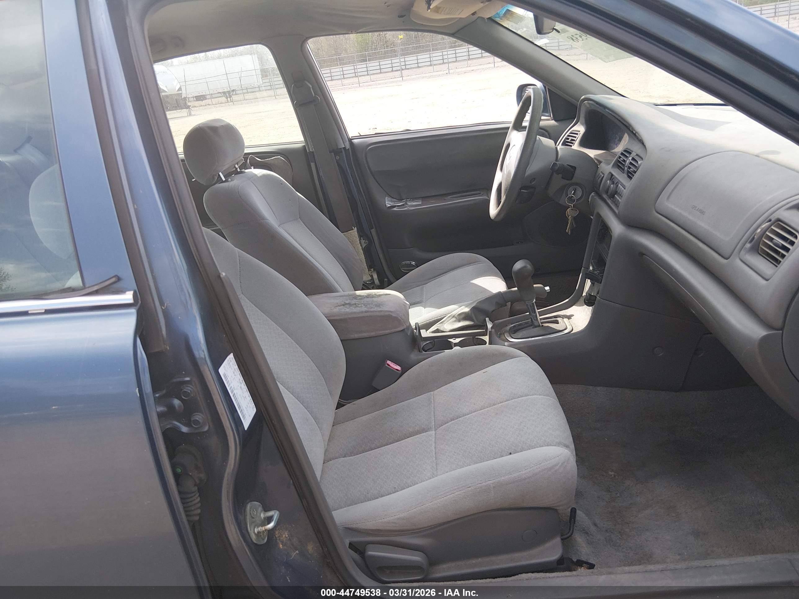 MAZDA 626 image 5