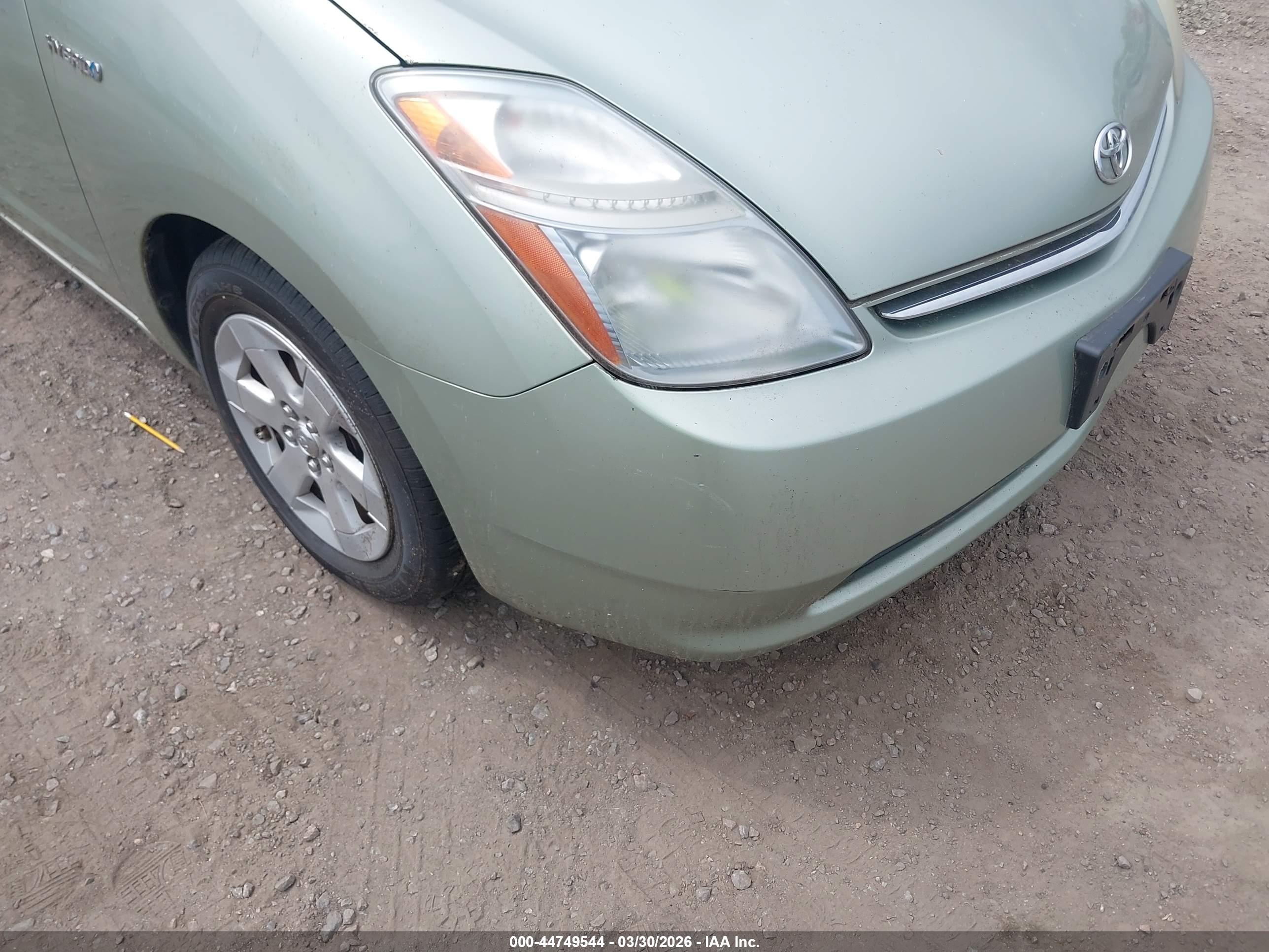 TOYOTA PRIUS image 6