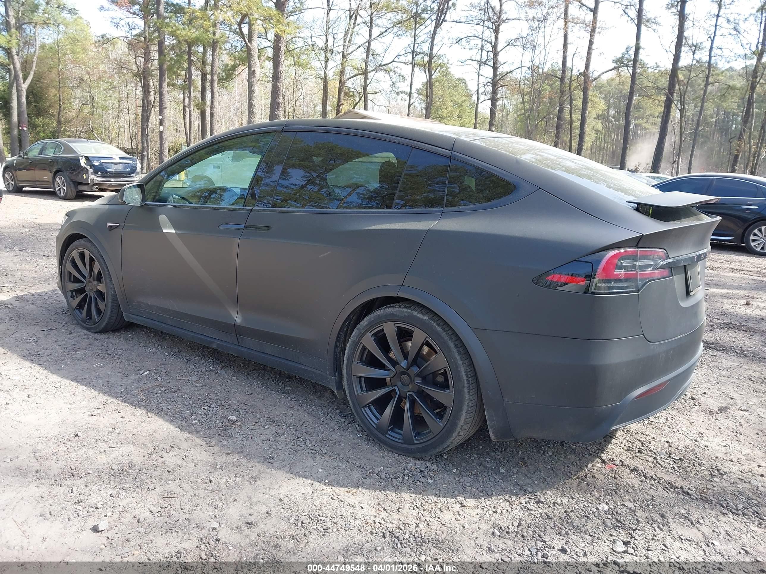 TESLA MODEL image 3
