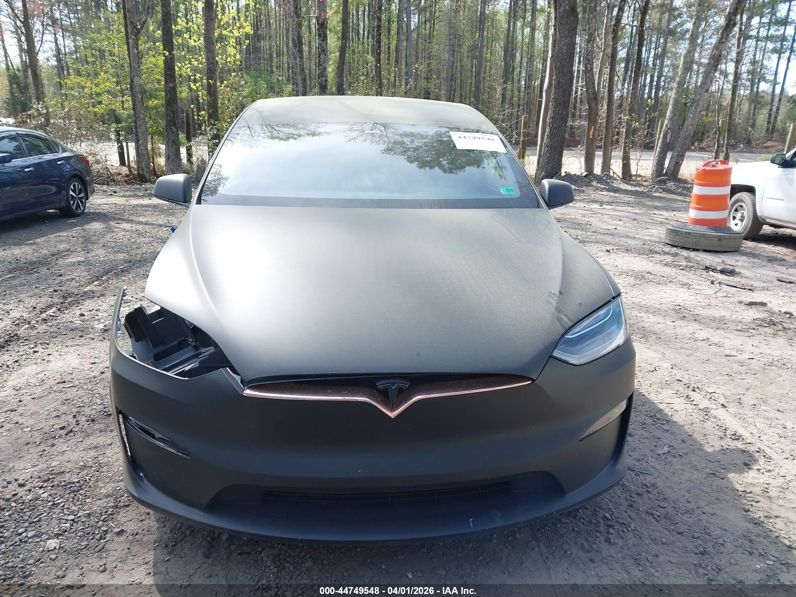 TESLA MODEL image 6