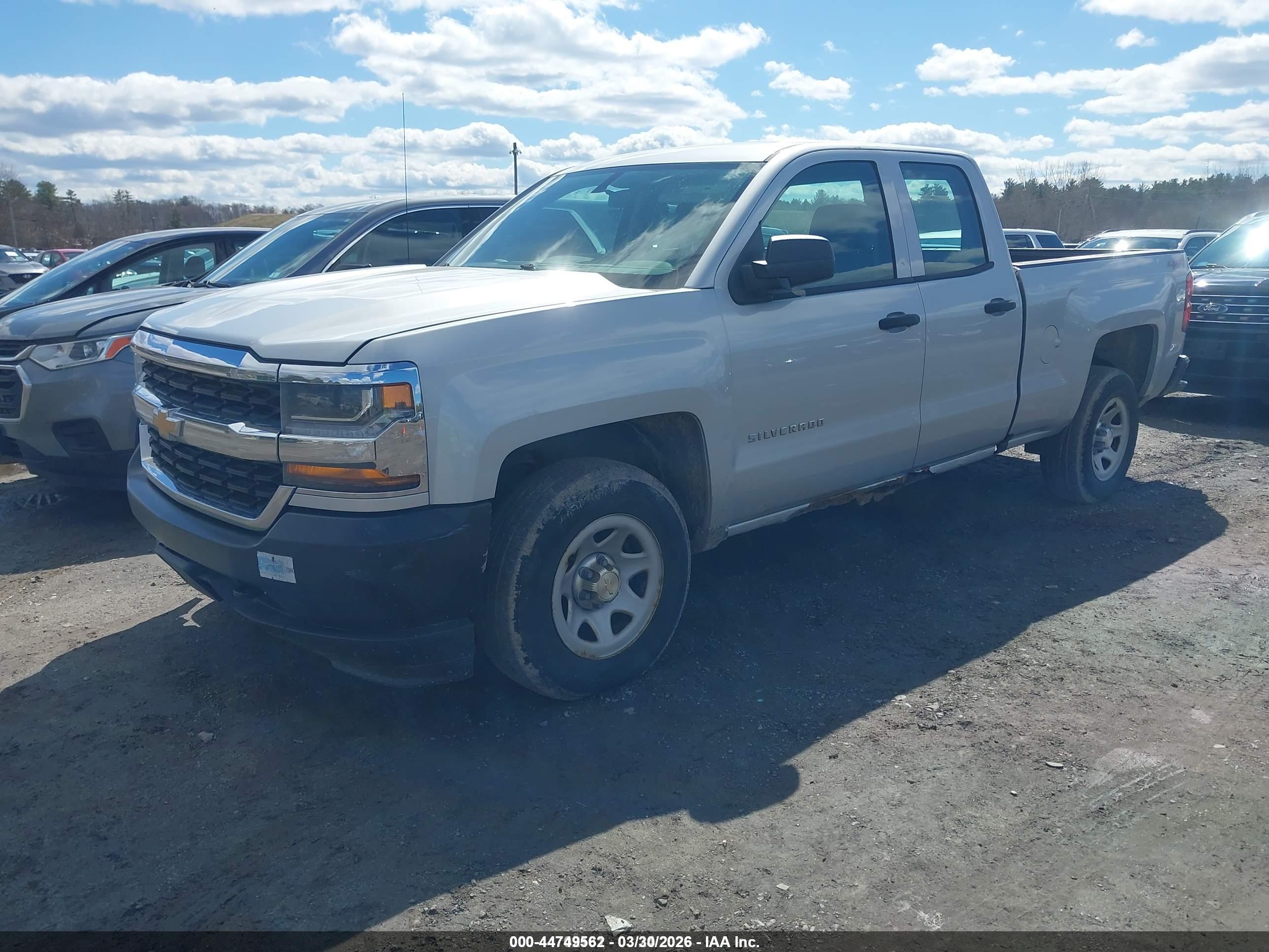 CHEVROLET SILVERADO image 2