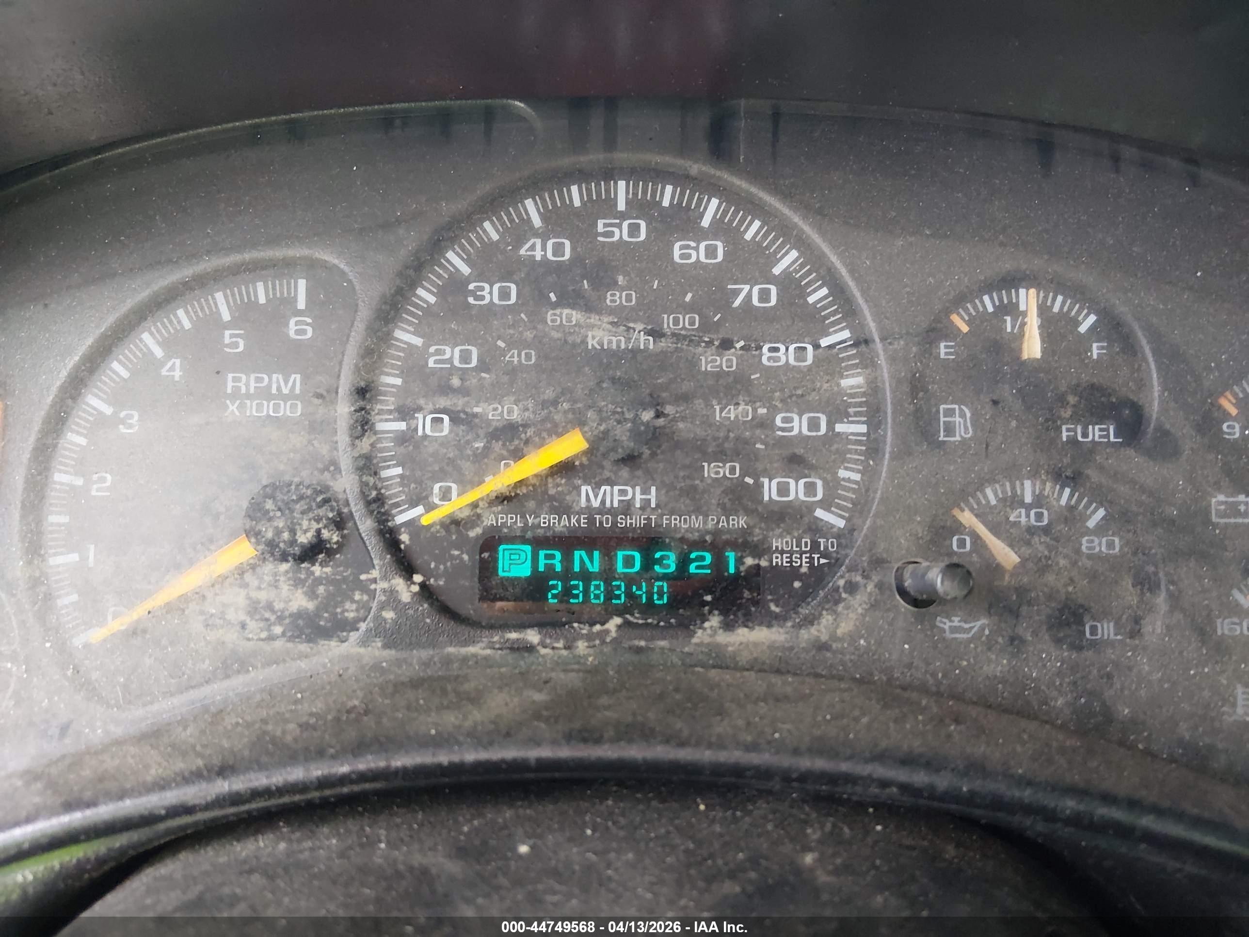 CHEVROLET SILVERADO image 7