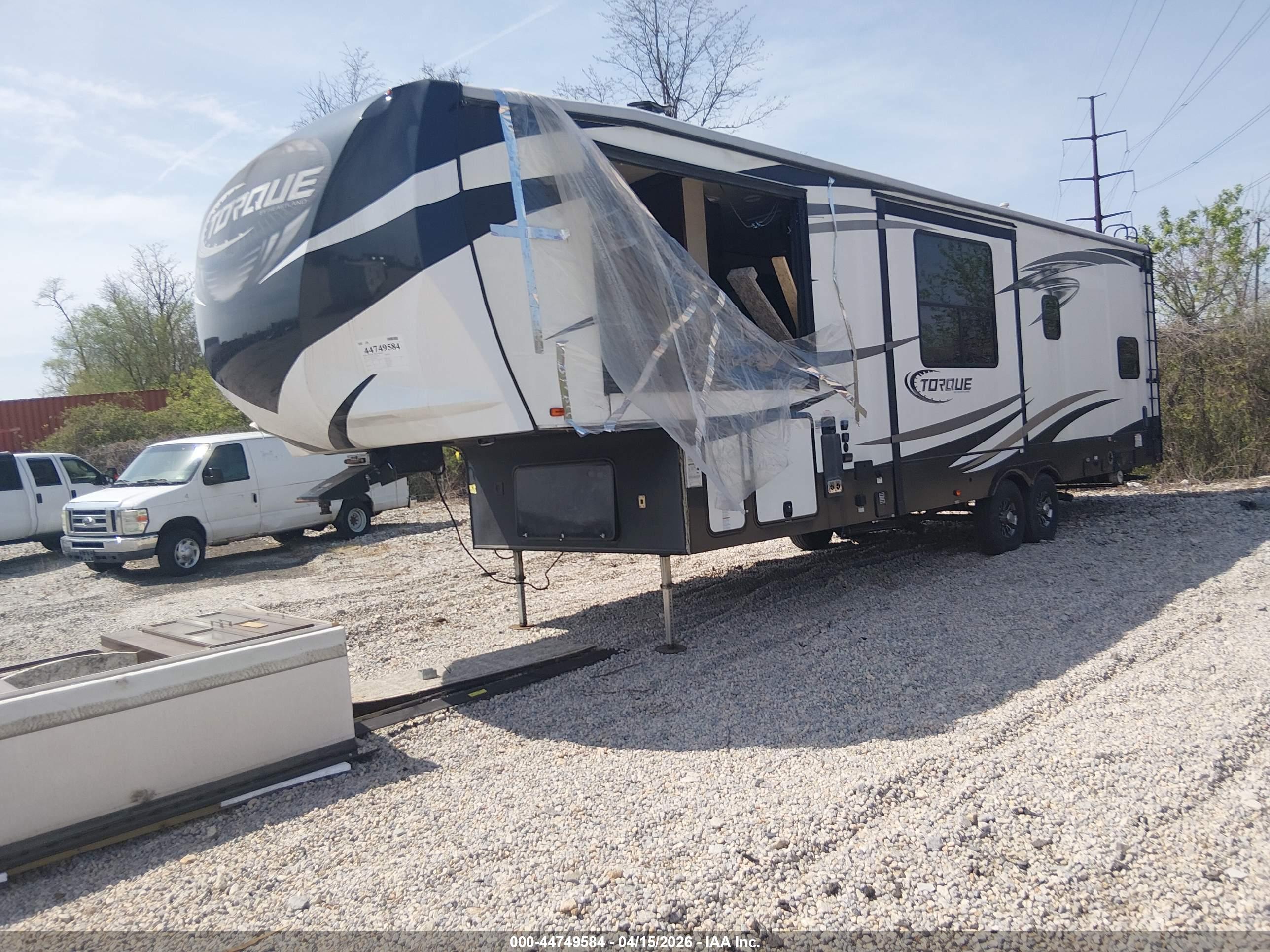 HEARTLAND RV image 2