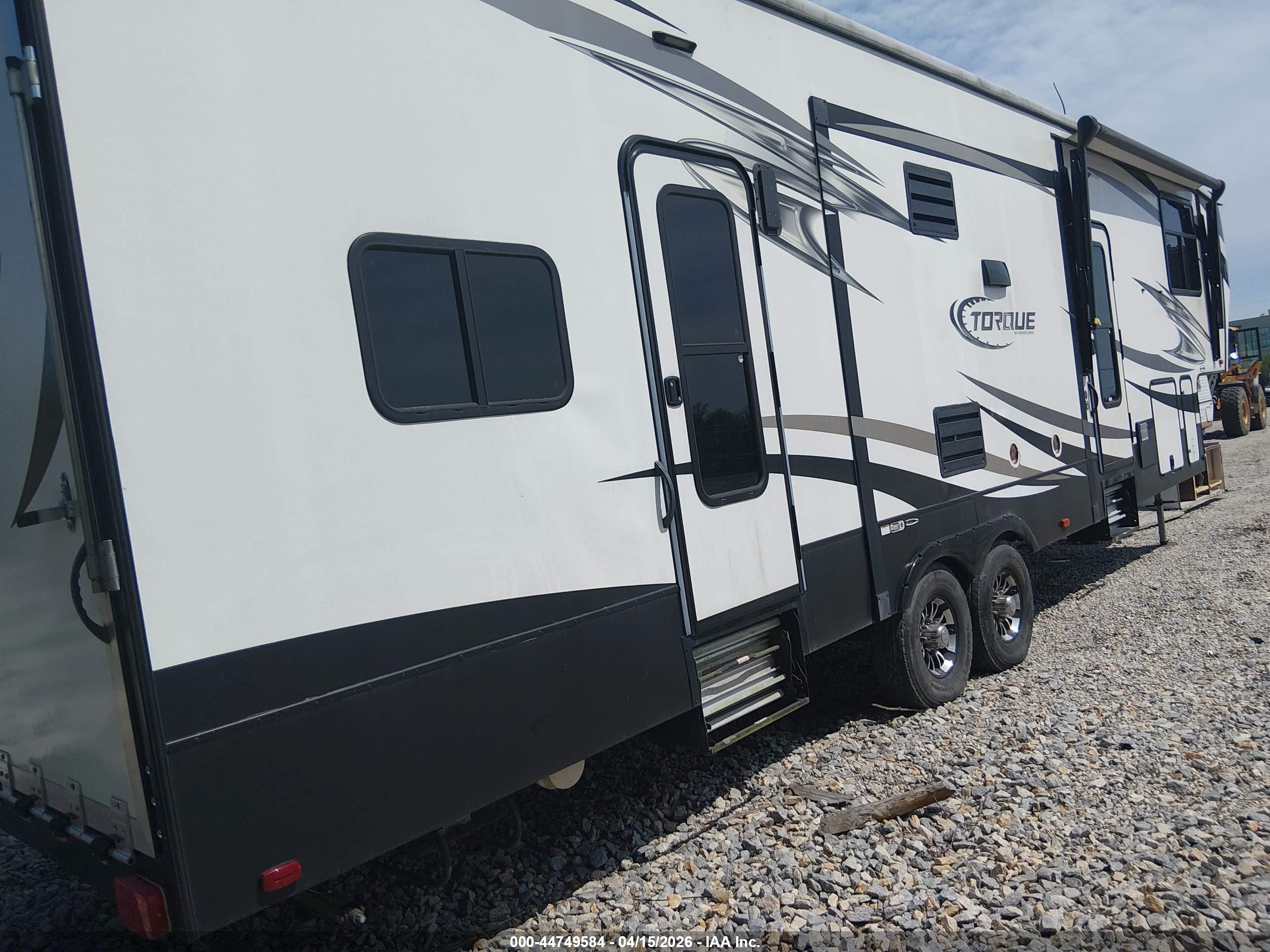 HEARTLAND RV image 4