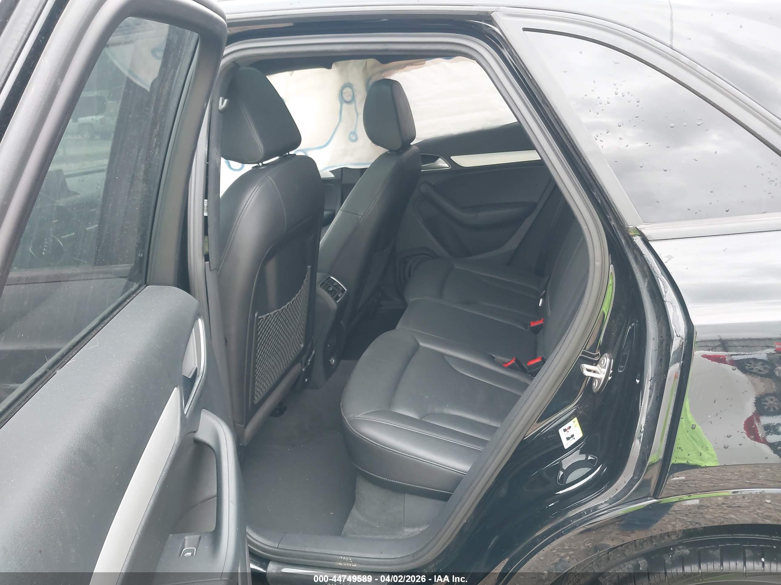 AUDI Q3 image 8
