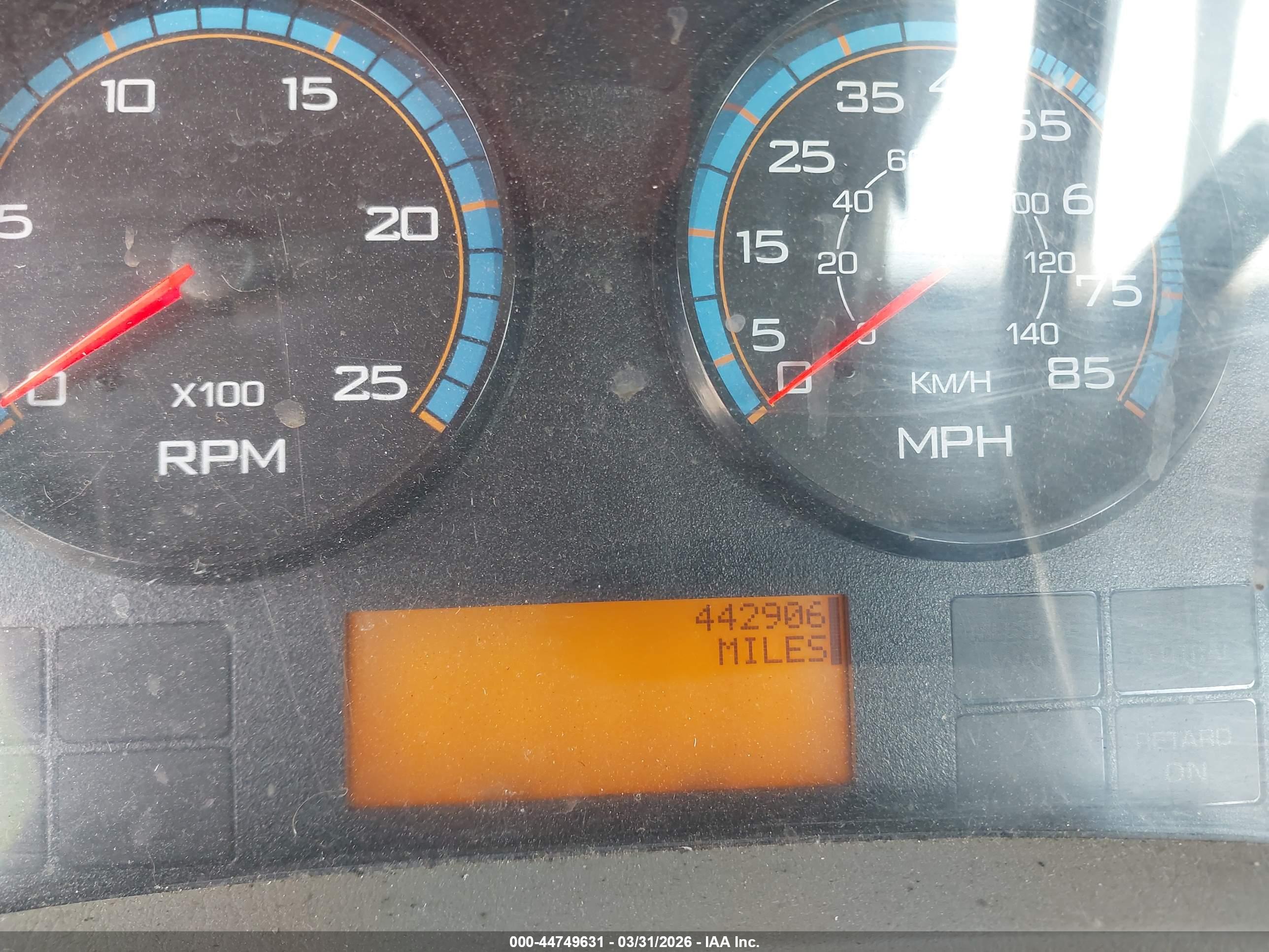 INTERNATIONAL 8000 image 6