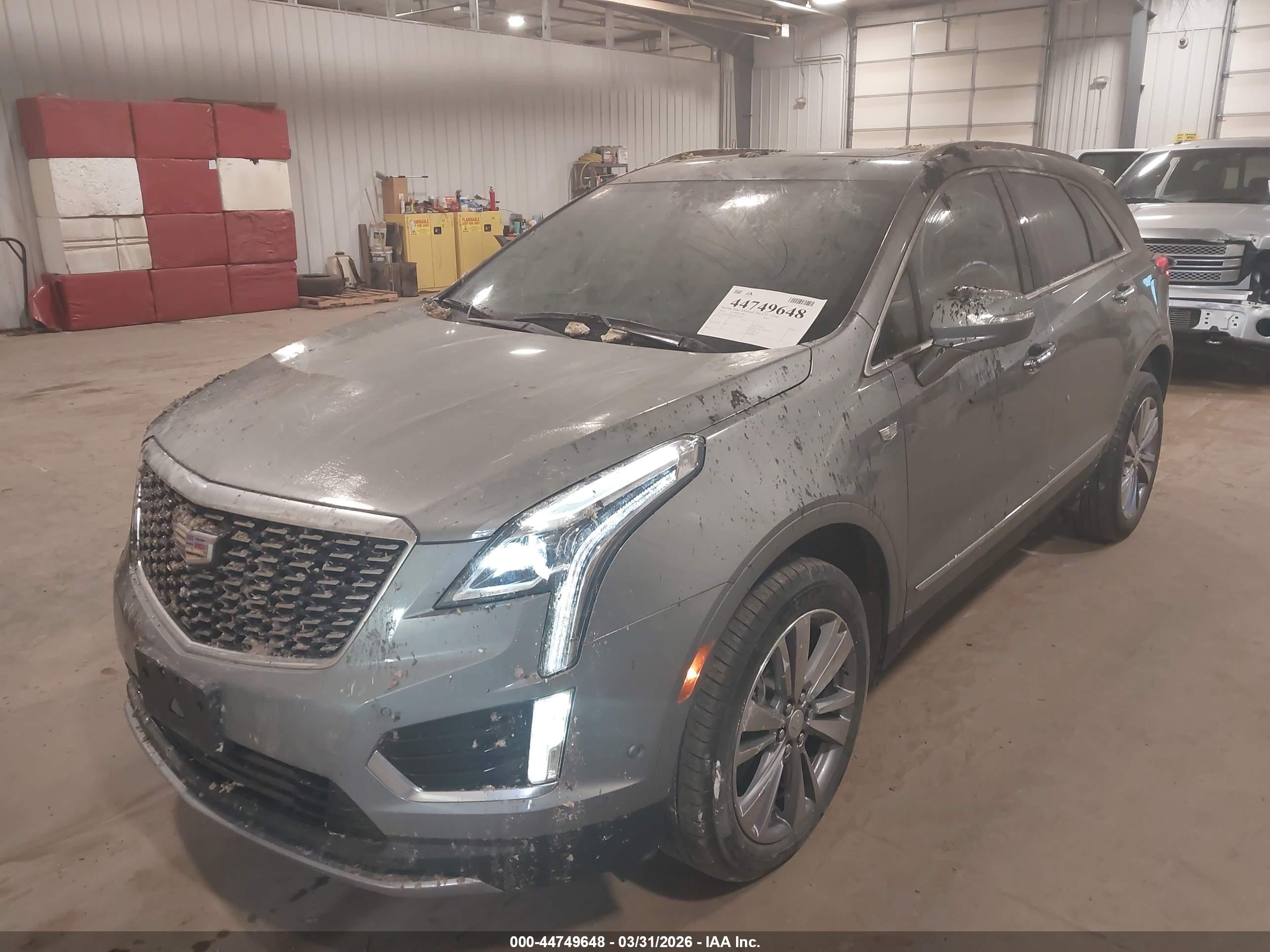 CADILLAC XT5 image 2