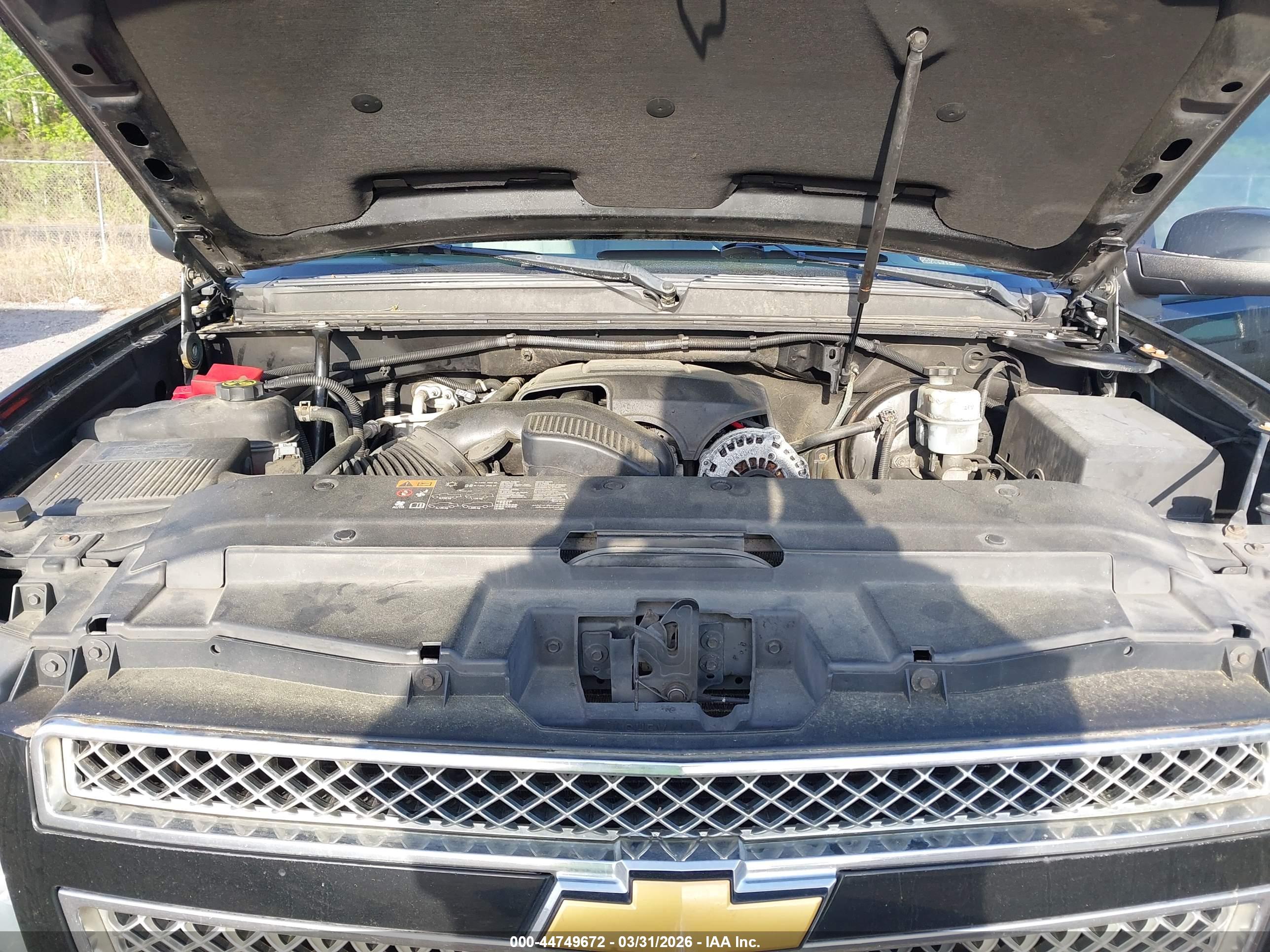 CHEVROLET TAHOE image 10
