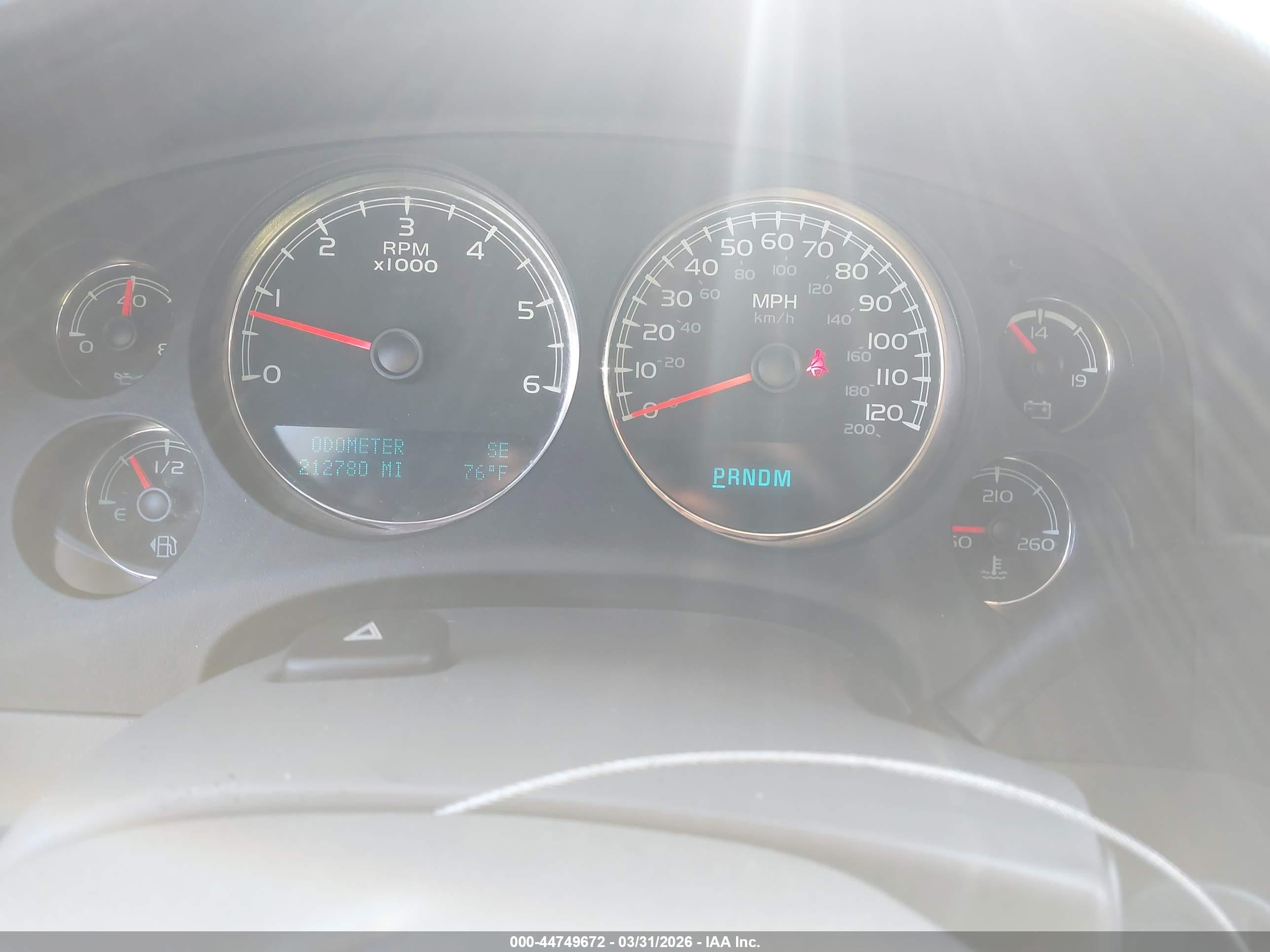 CHEVROLET TAHOE image 7