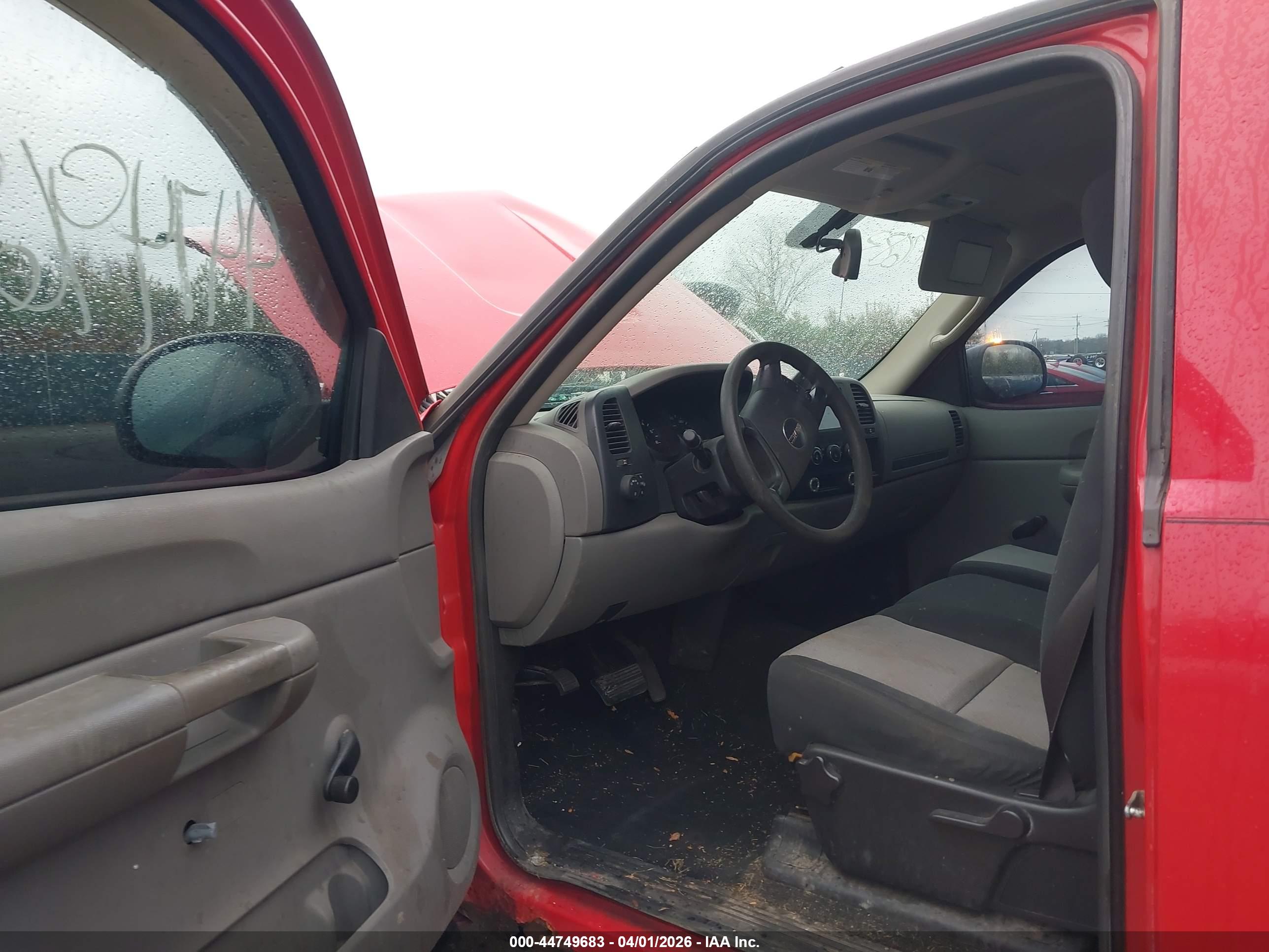 GMC SIERRA image 5