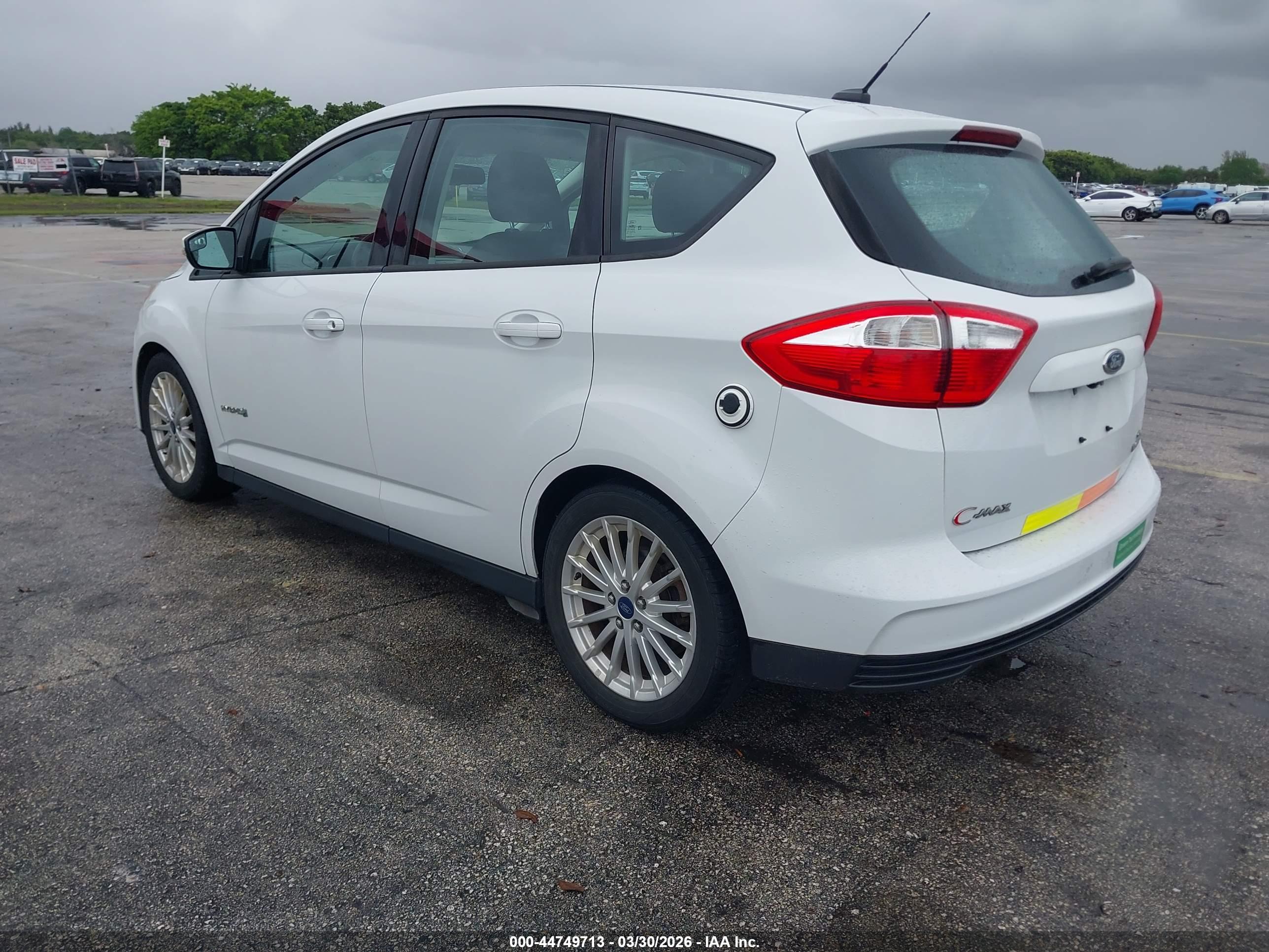 FORD C-MAX image 3