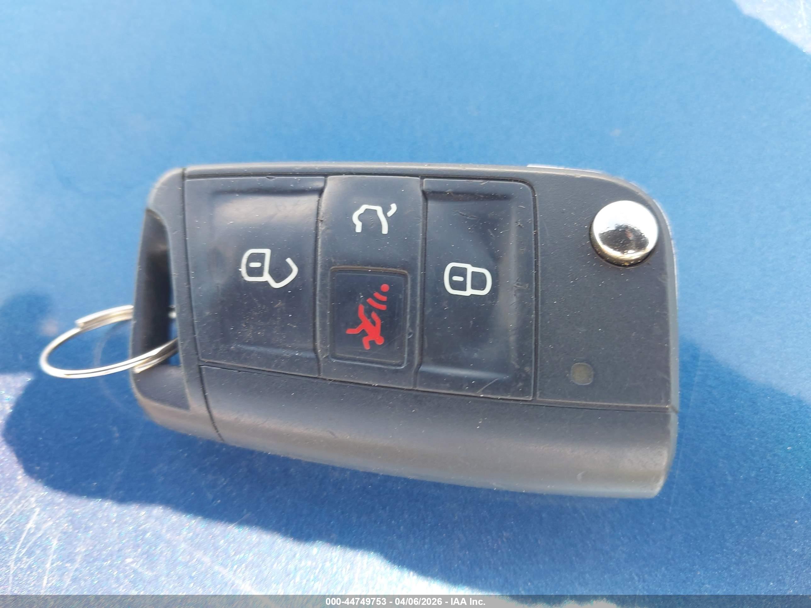 VOLKSWAGEN GOLF image 11