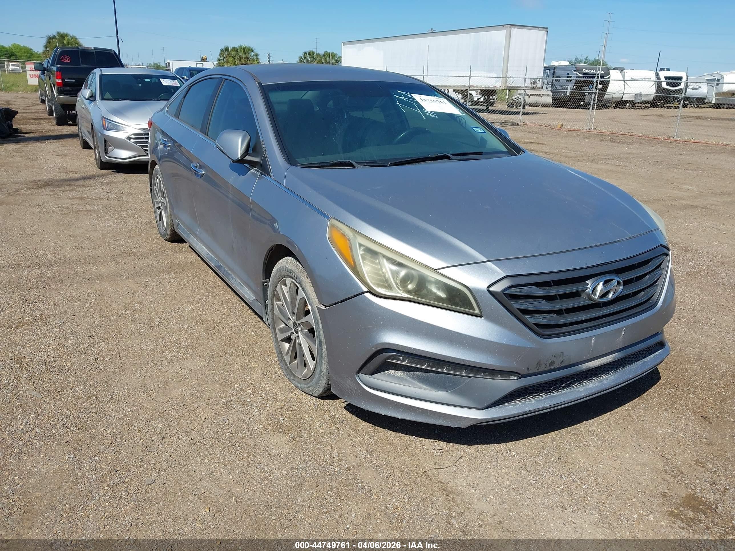 HYUNDAI SONATA image 6