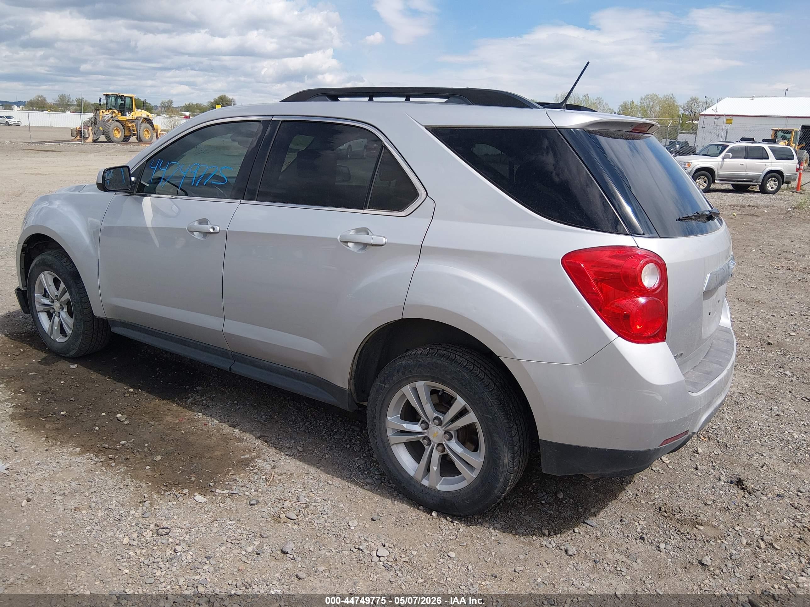 CHEVROLET EQUINOX image 3