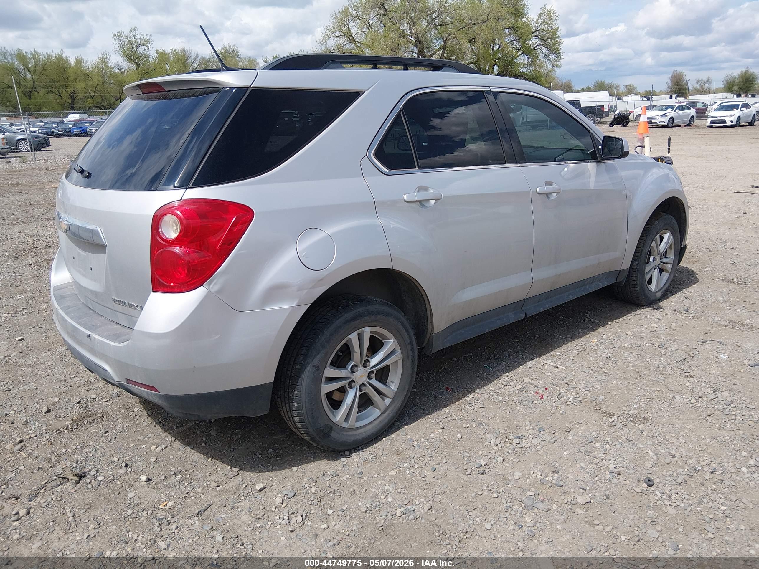 CHEVROLET EQUINOX image 4
