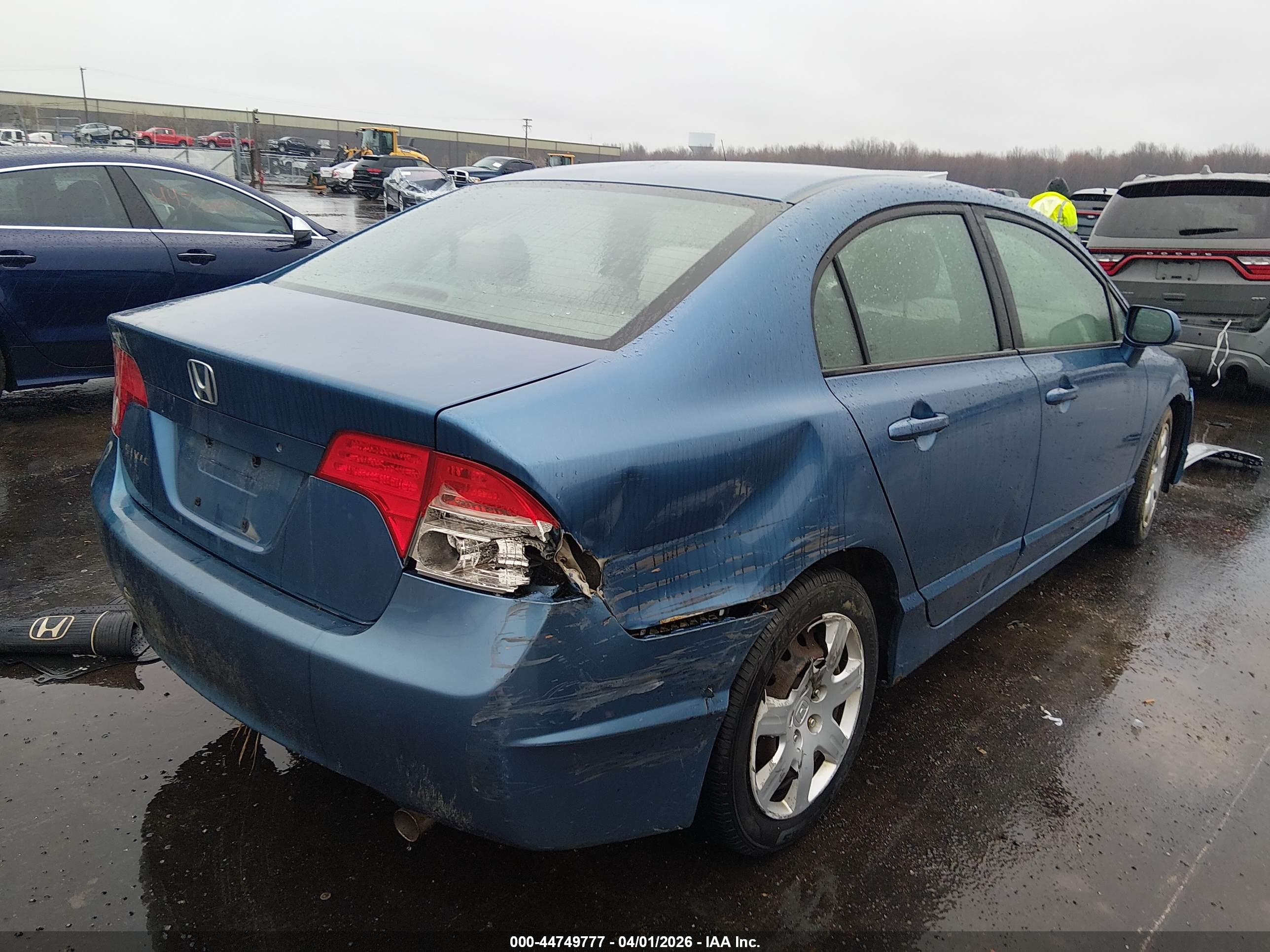 HONDA CIVIC image 4