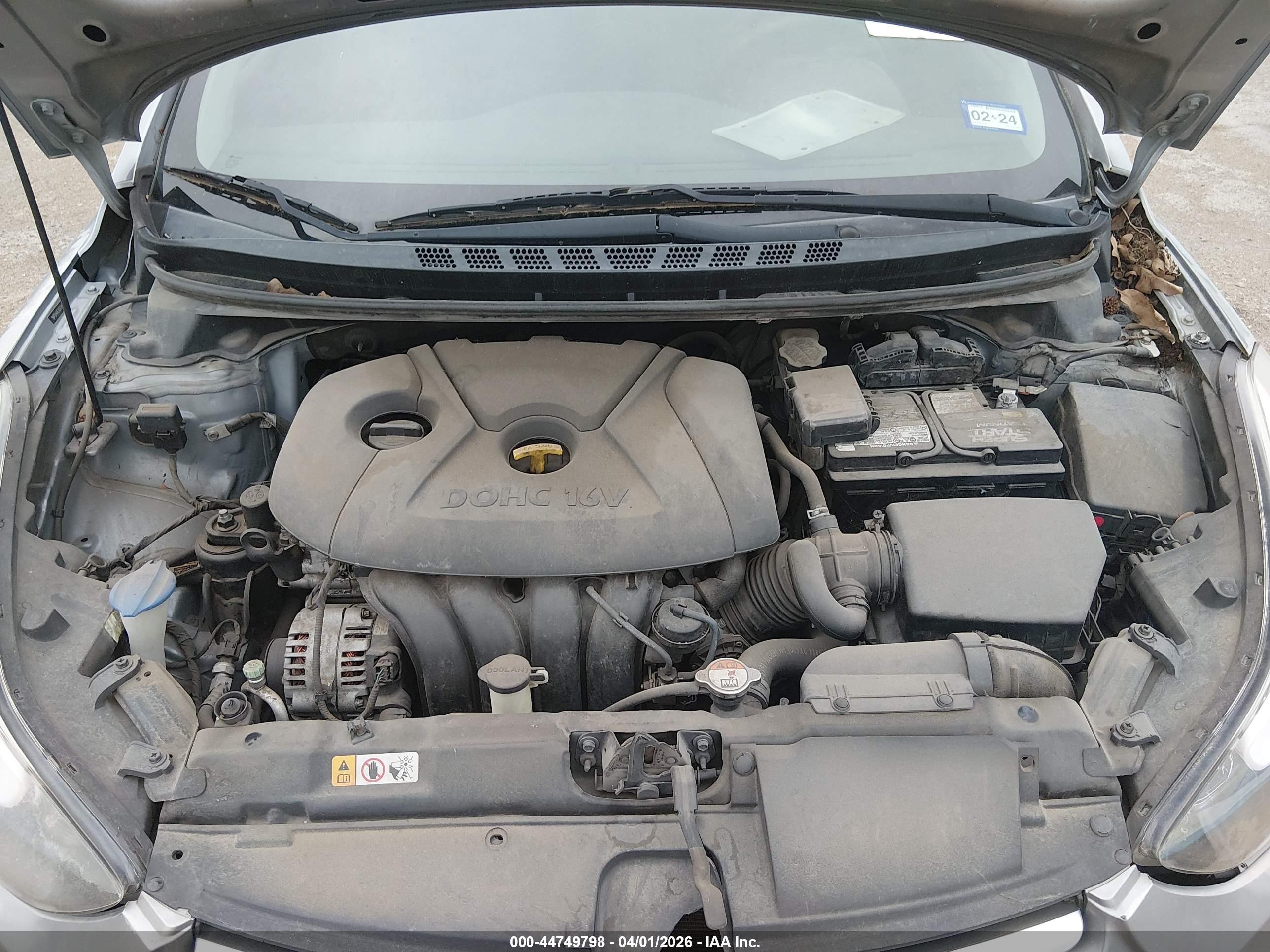 HYUNDAI ELANTRA image 10