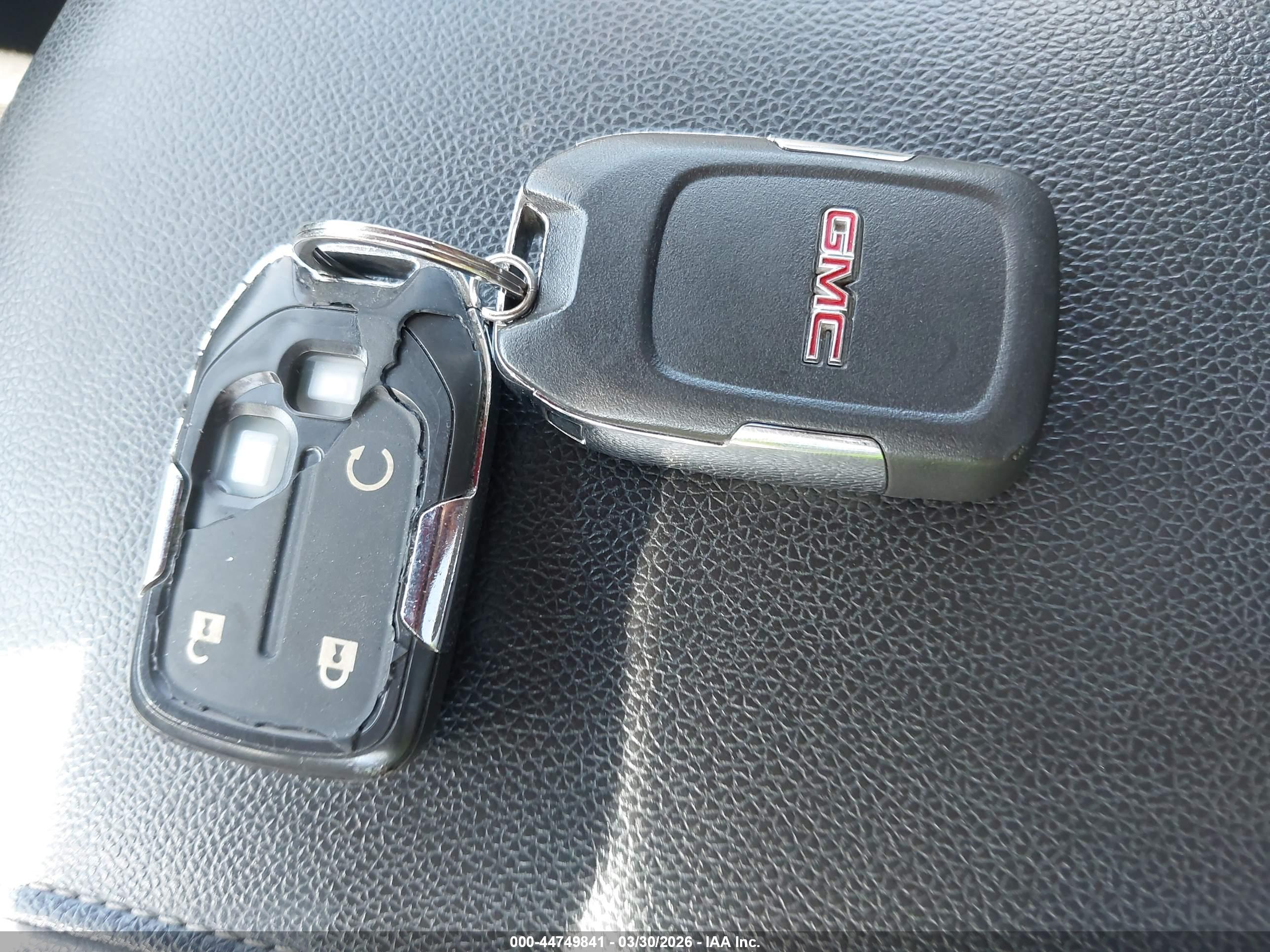 GMC ACADIA image 11