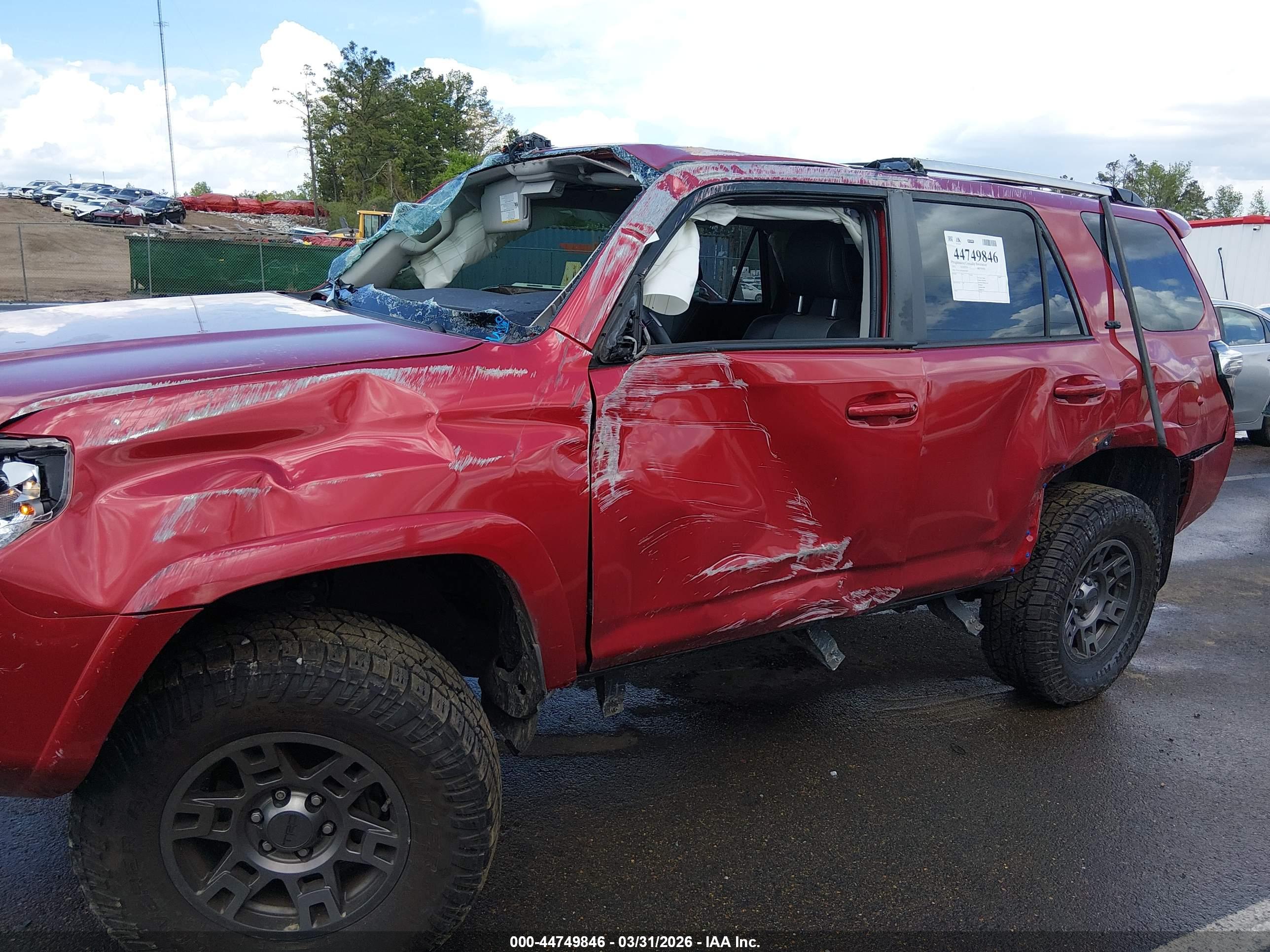 TOYOTA 4RUNNER image 6