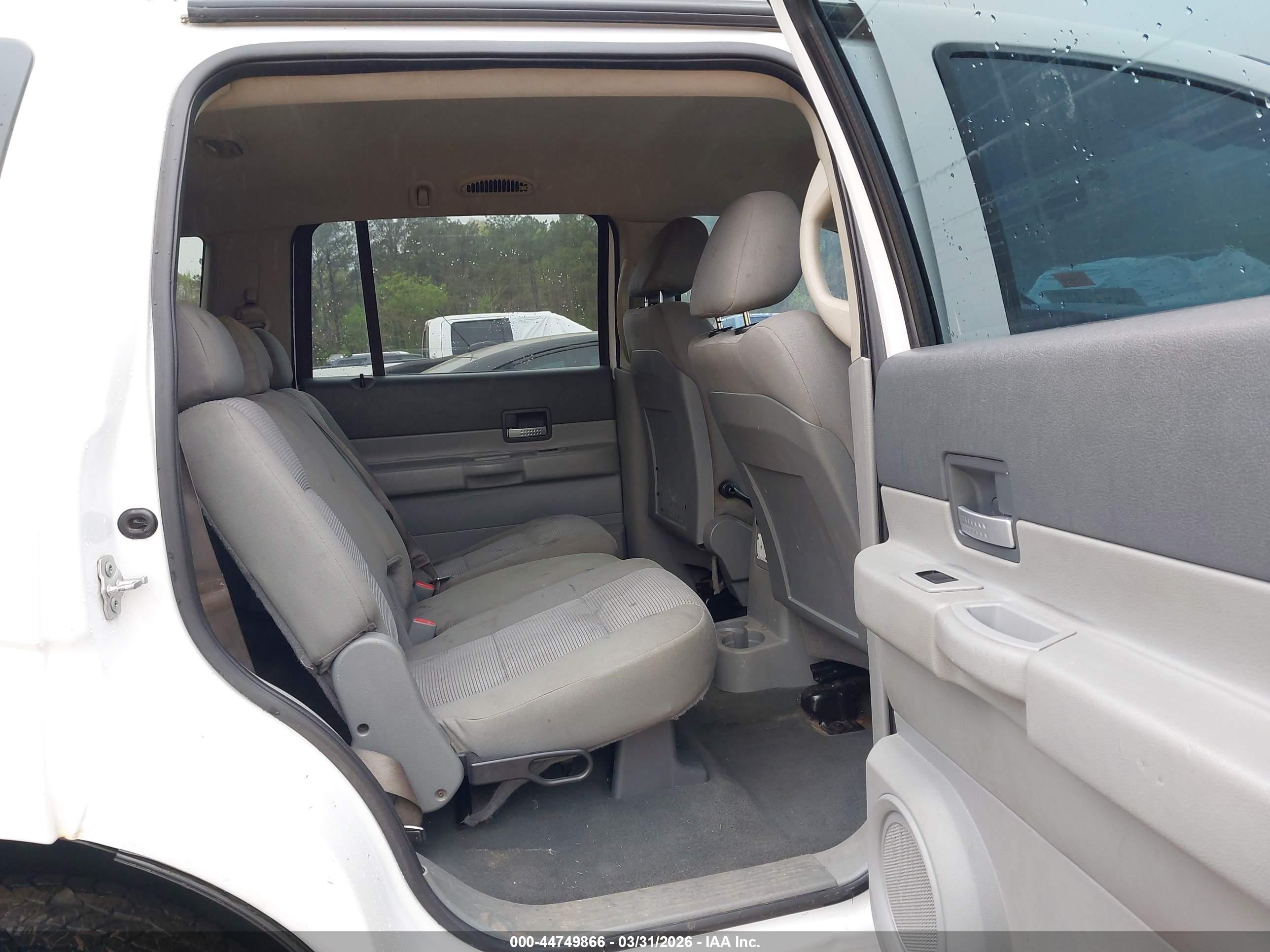 DODGE DURANGO image 8