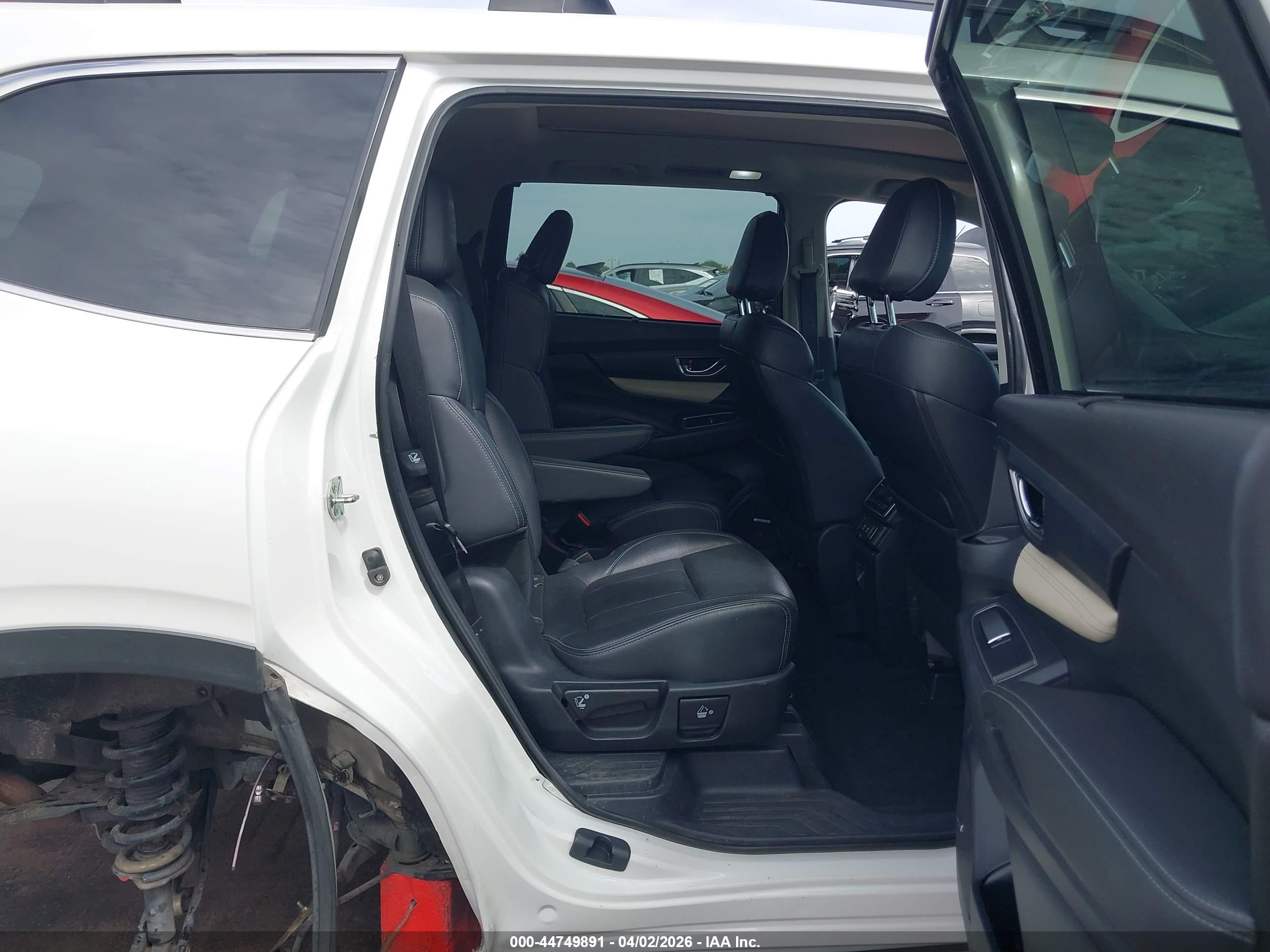 SUBARU ASCENT image 8