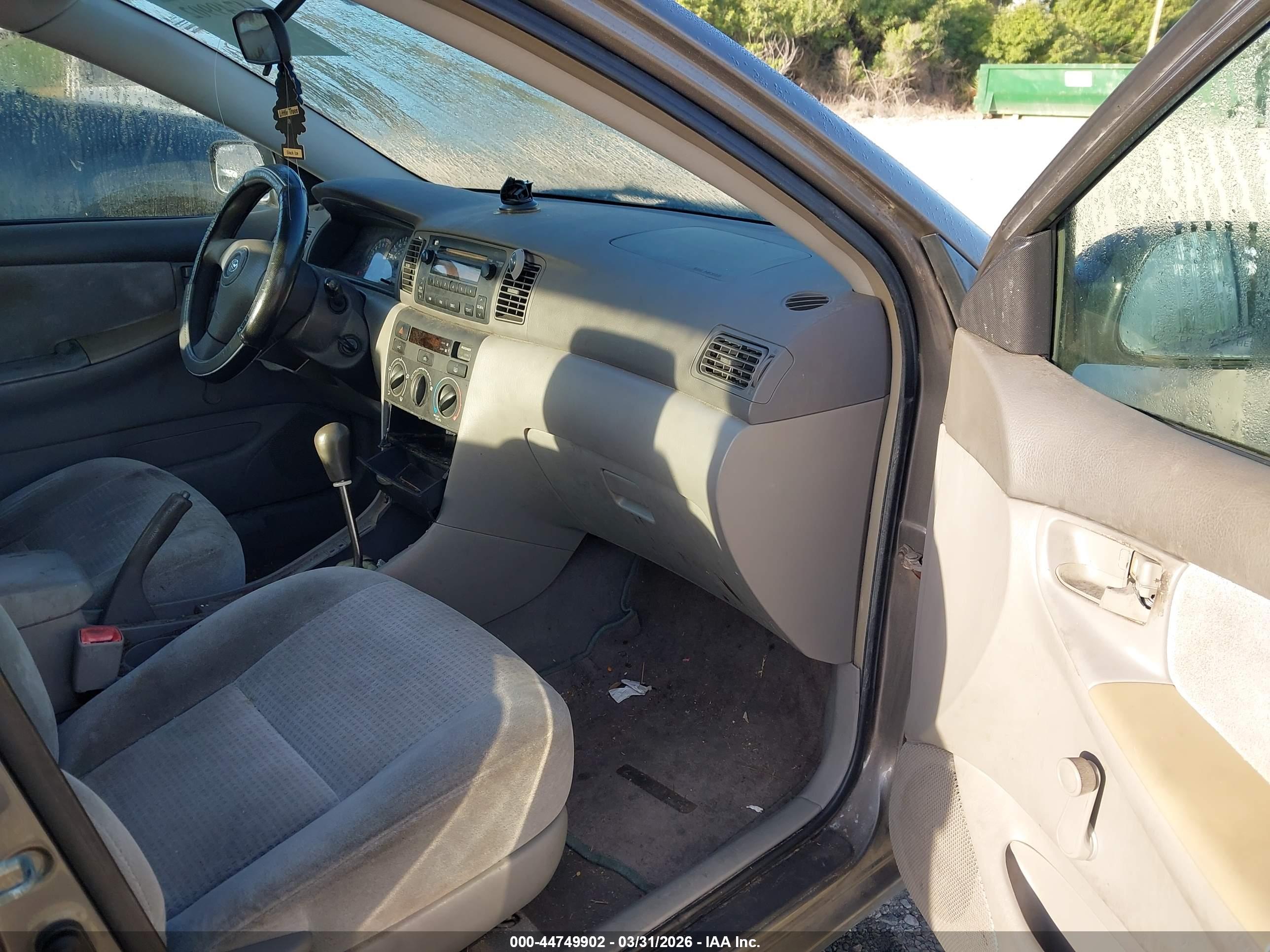 TOYOTA COROLLA image 5