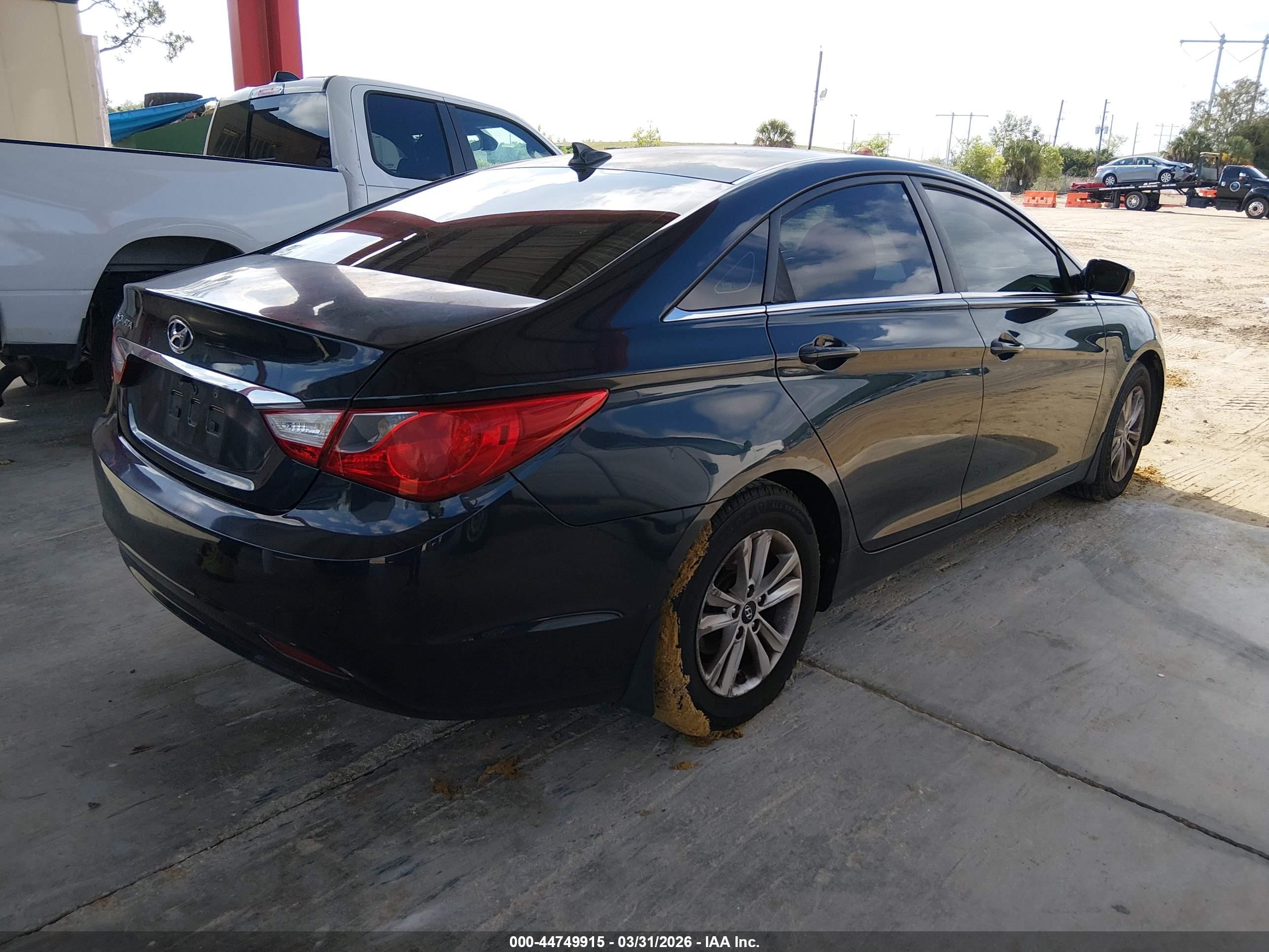 HYUNDAI SONATA image 4