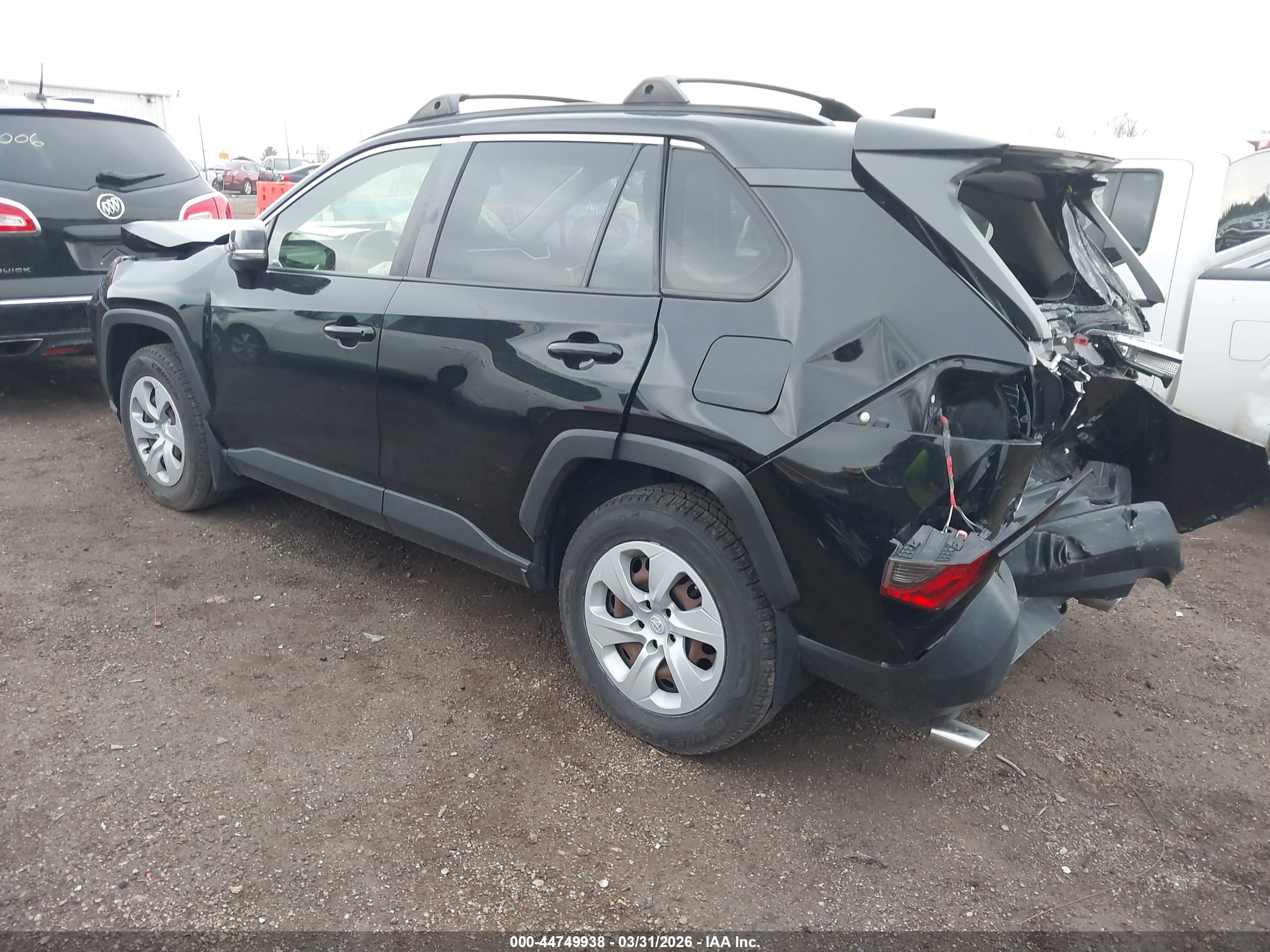 TOYOTA RAV4 image 3