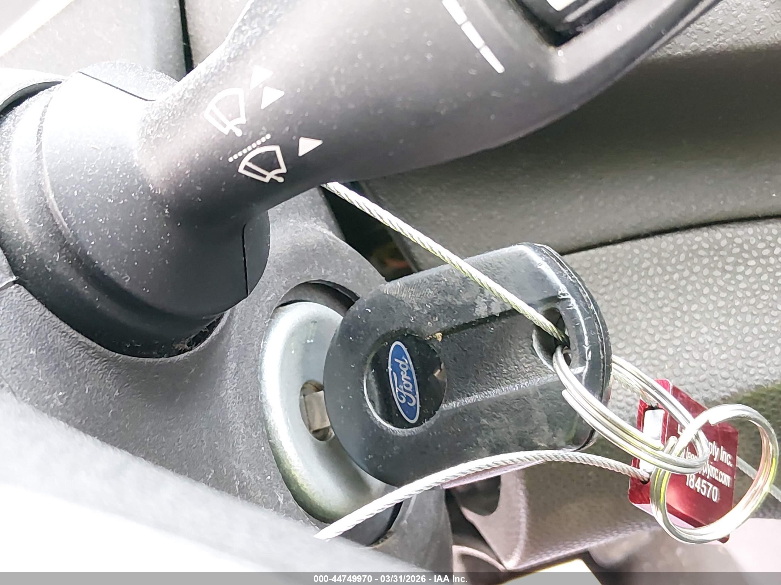 FORD FIESTA image 11