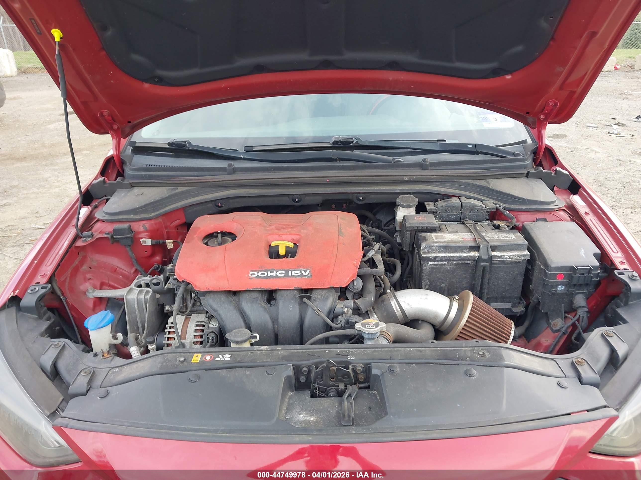 HYUNDAI ELANTRA image 10