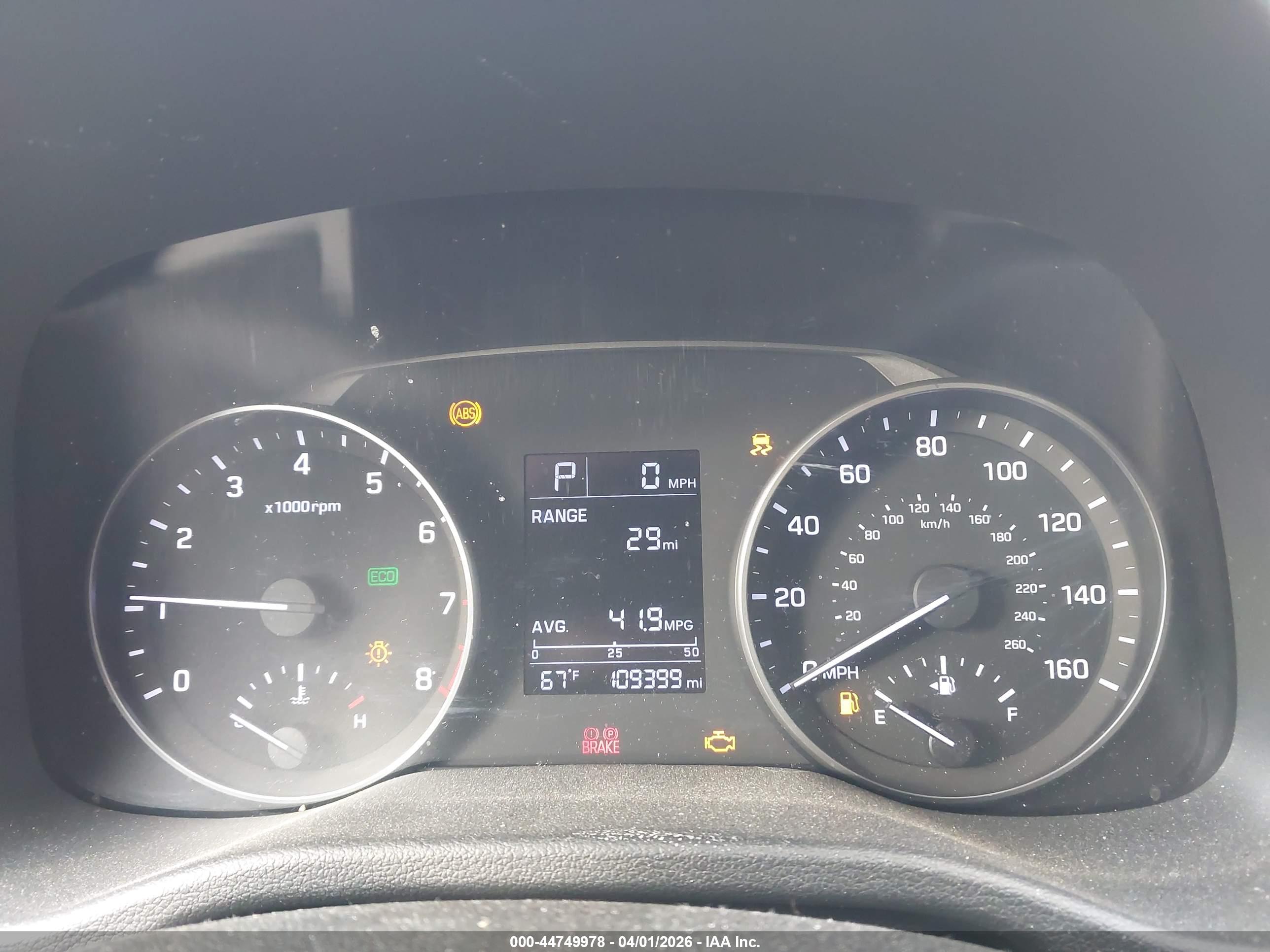 HYUNDAI ELANTRA image 7