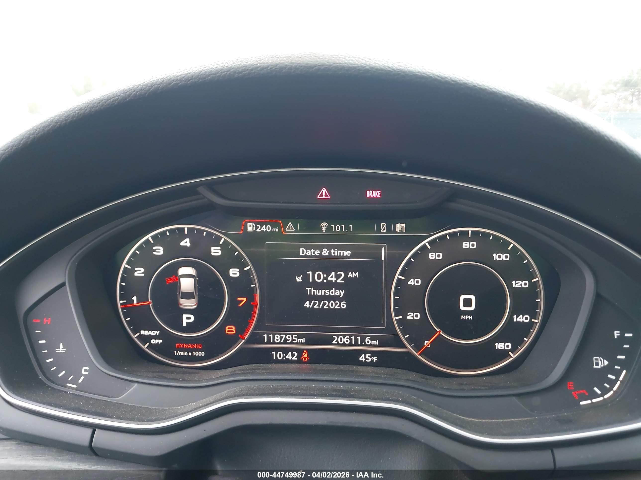 AUDI A4 image 7