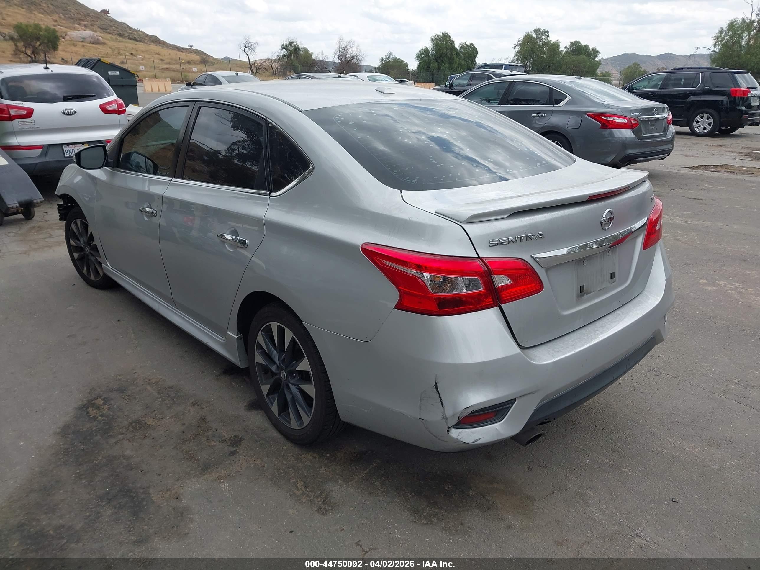 NISSAN SENTRA image 3