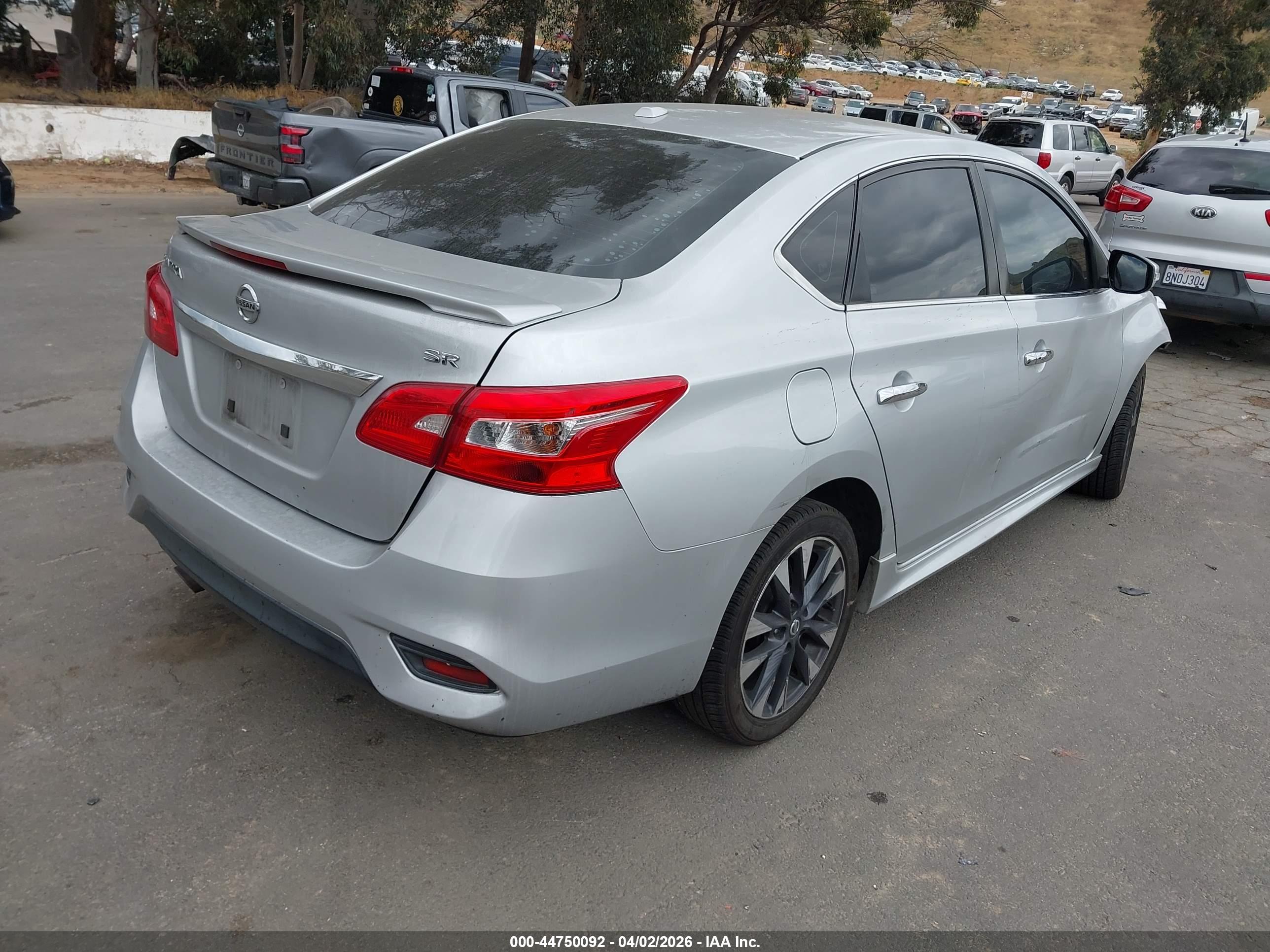 NISSAN SENTRA image 4