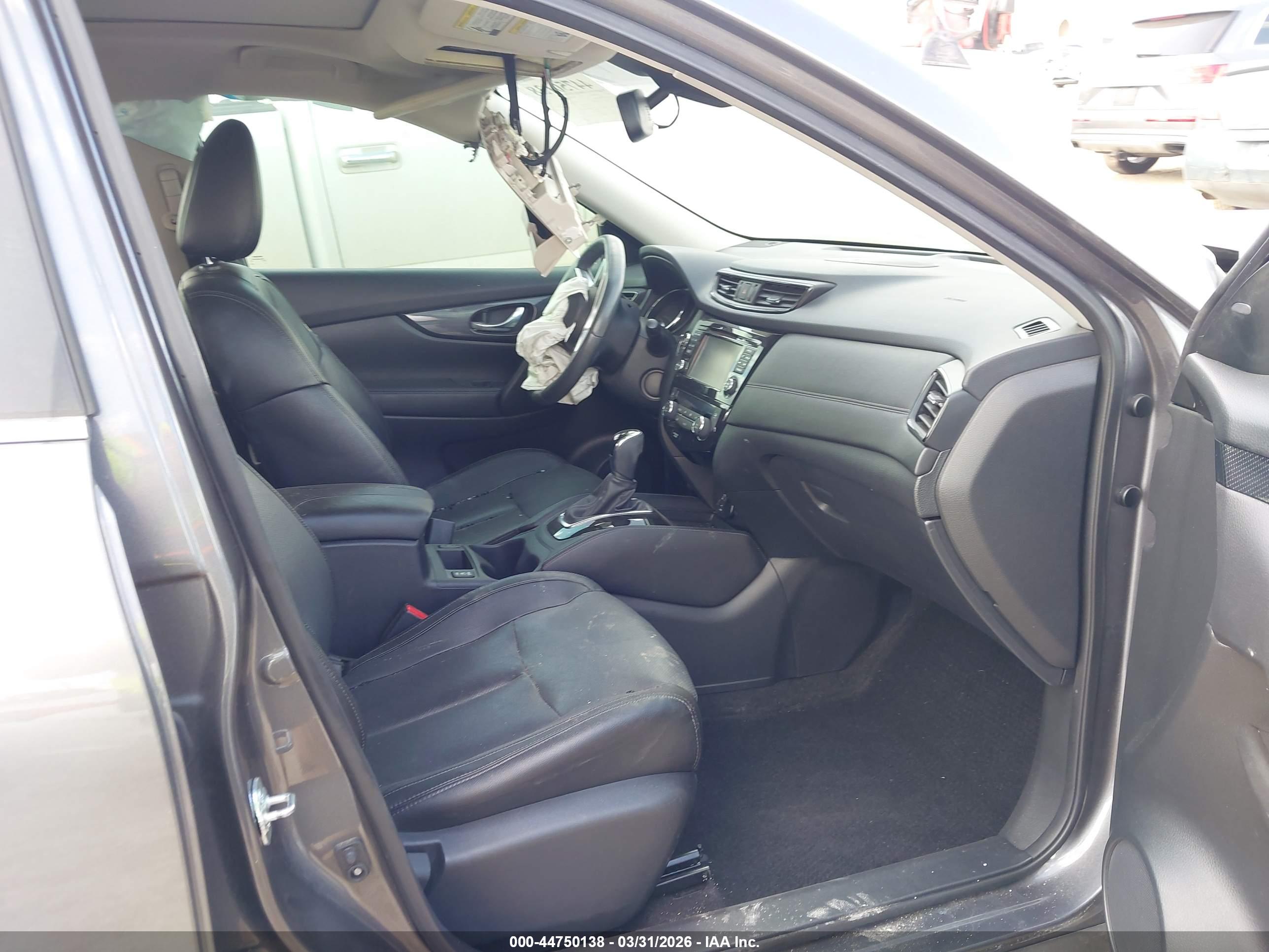 NISSAN ROGUE image 5