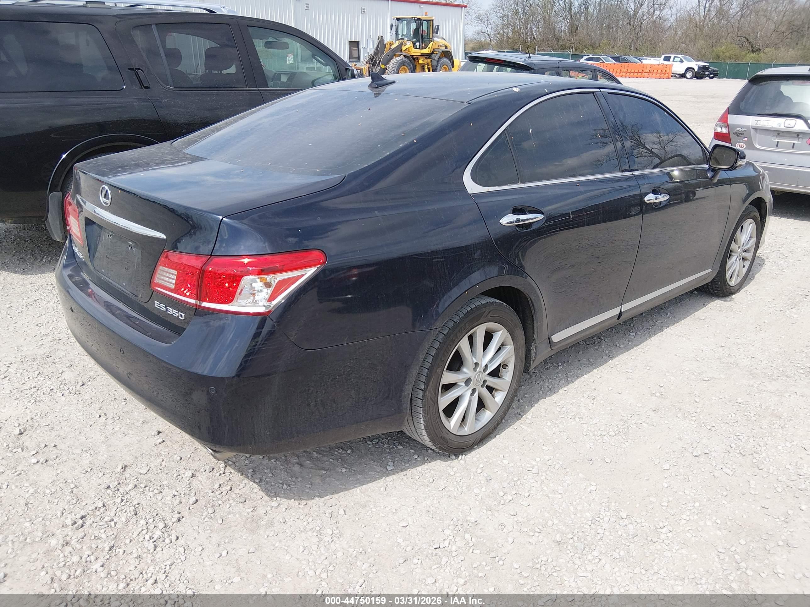 LEXUS ES image 4