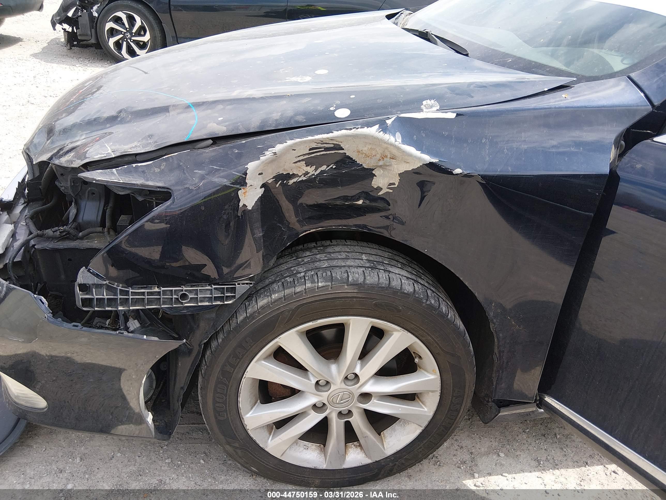 LEXUS ES image 6