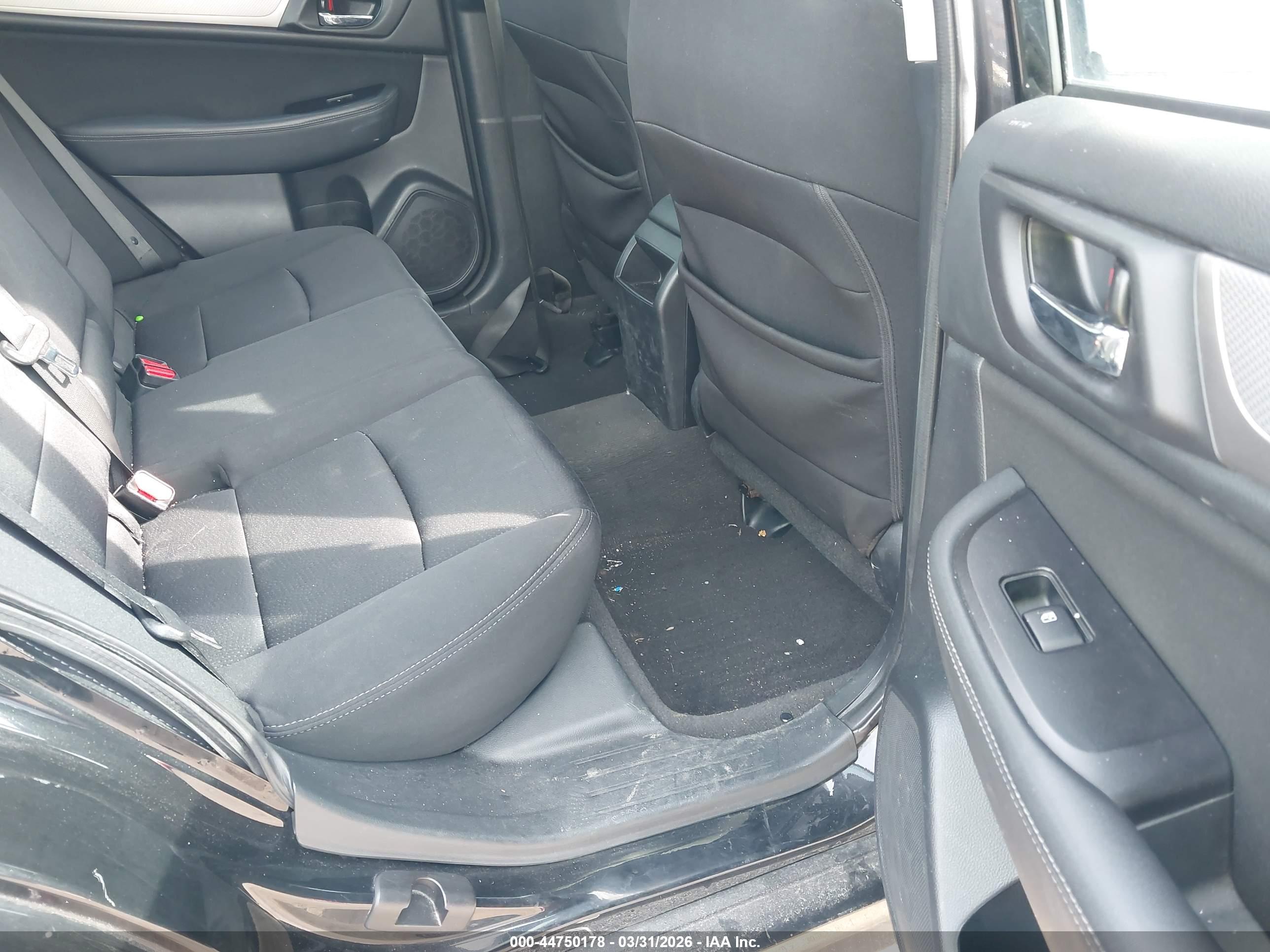 SUBARU LEGACY image 8
