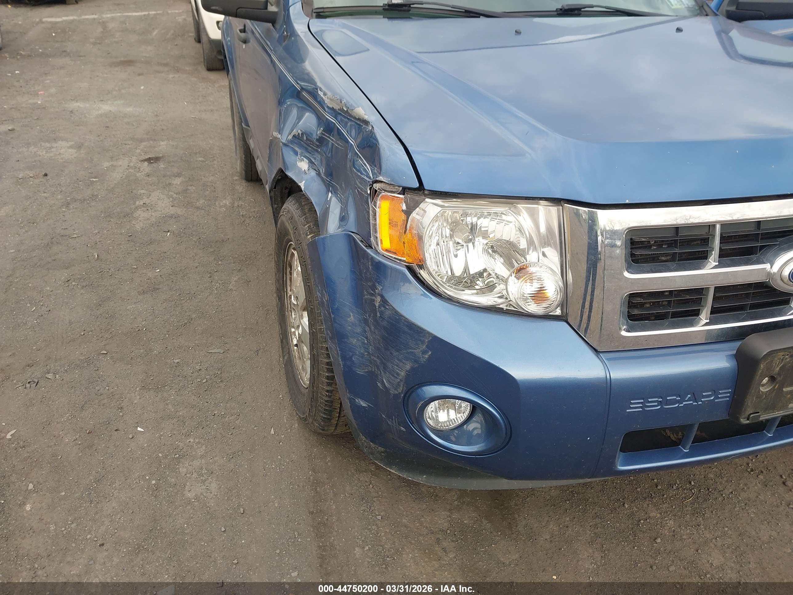 FORD ESCAPE image 6