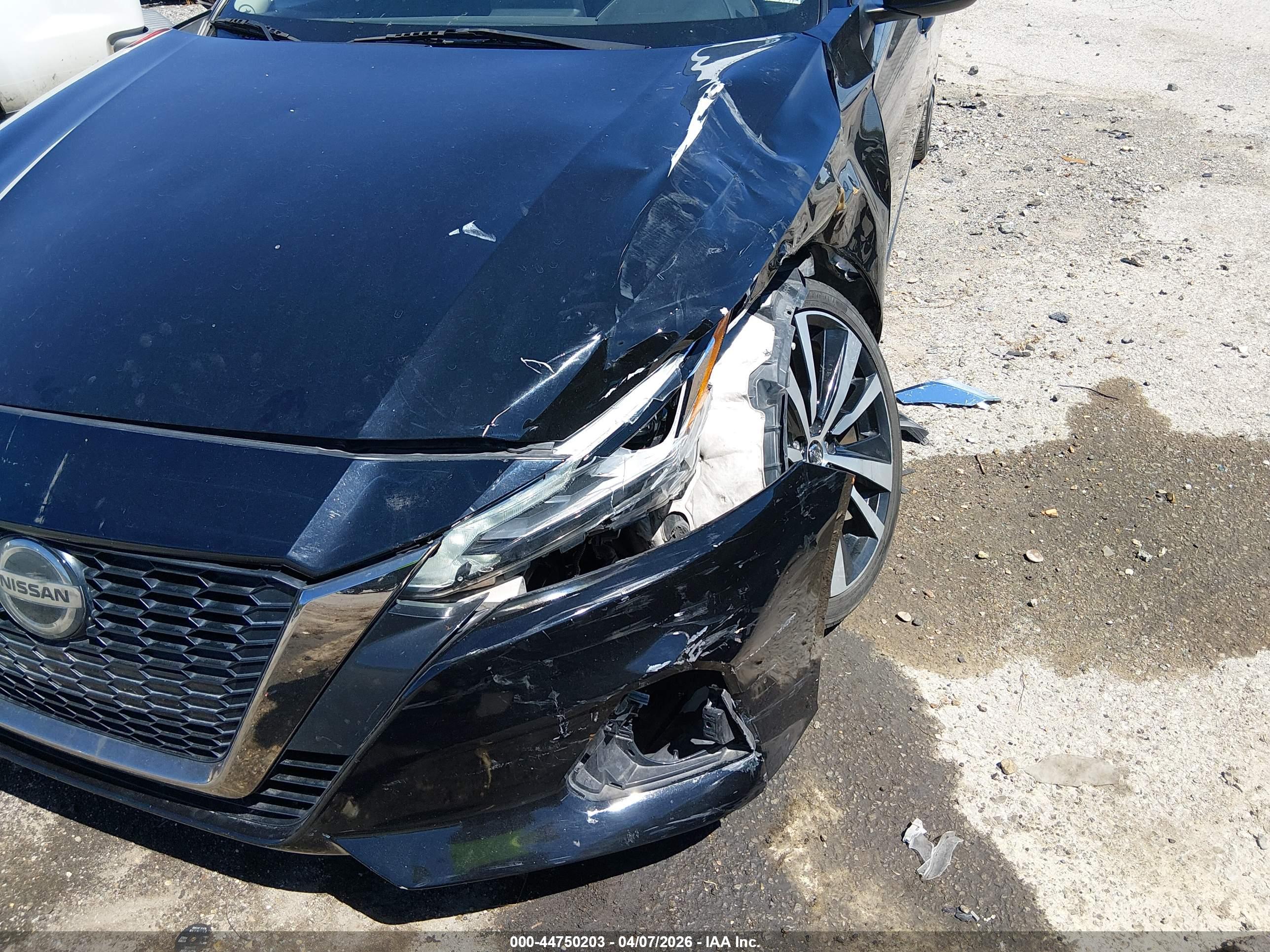 NISSAN ALTIMA image 6