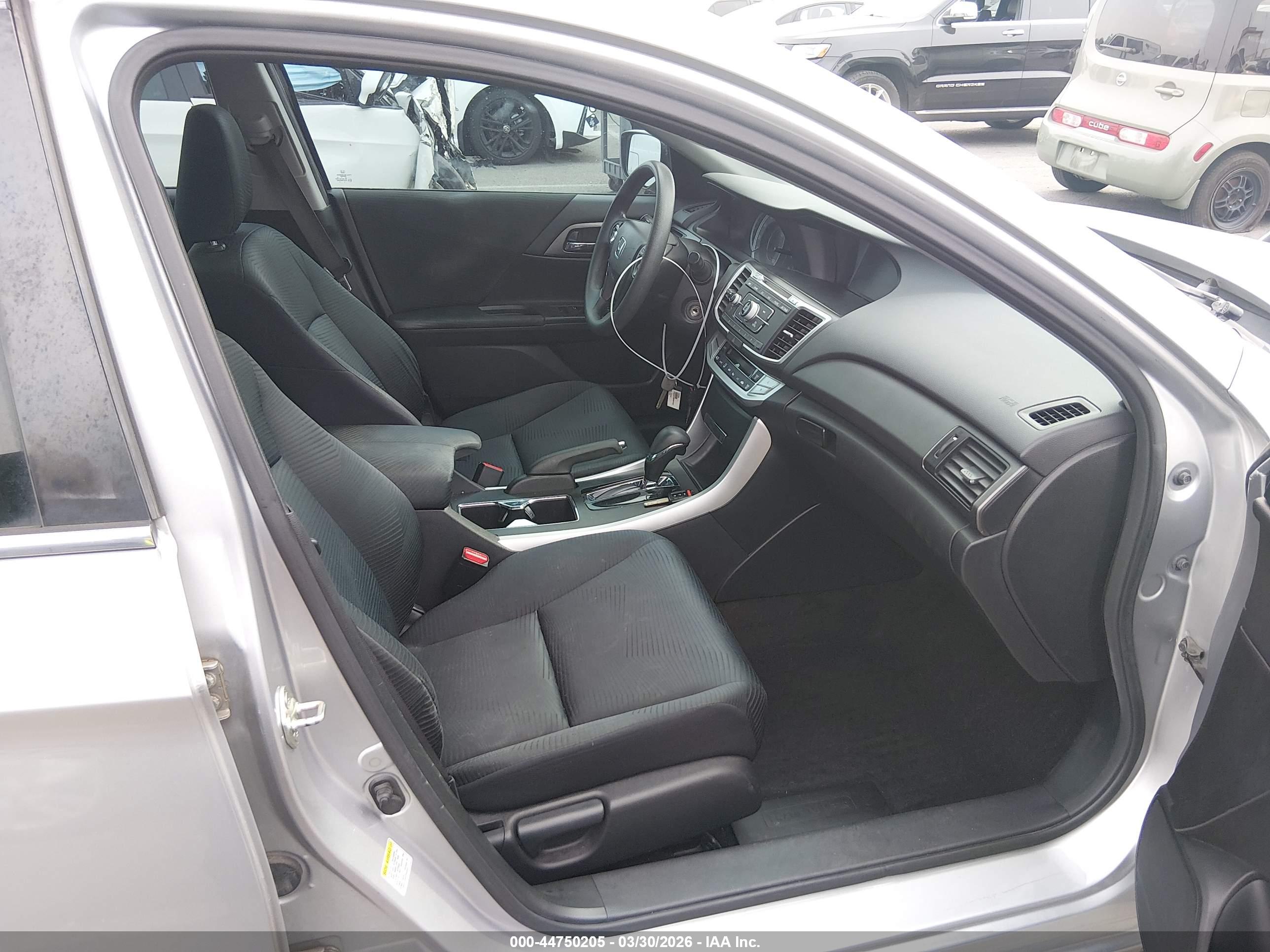 HONDA ACCORD image 5
