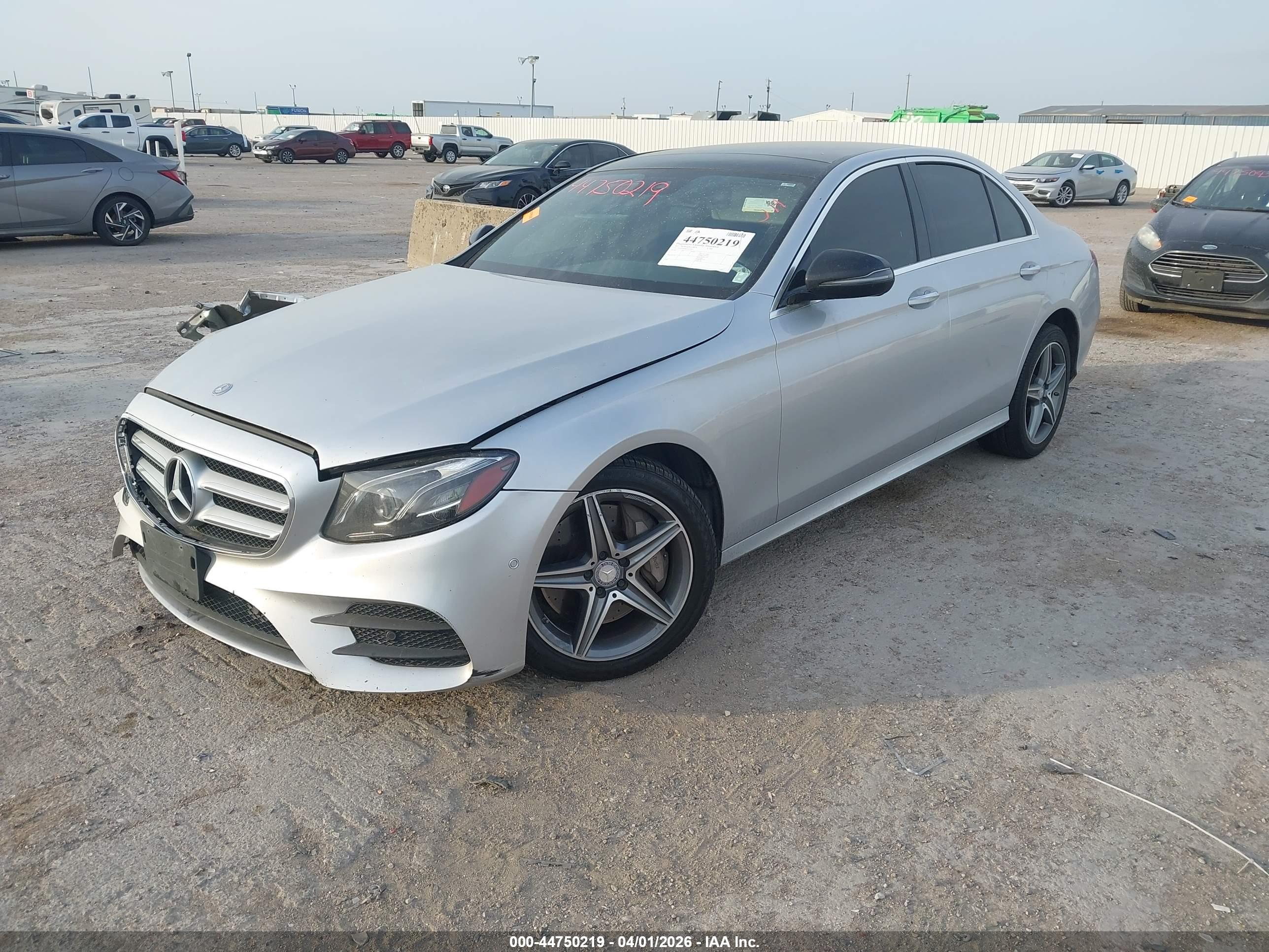 MERCEDES-BENZ E image 2