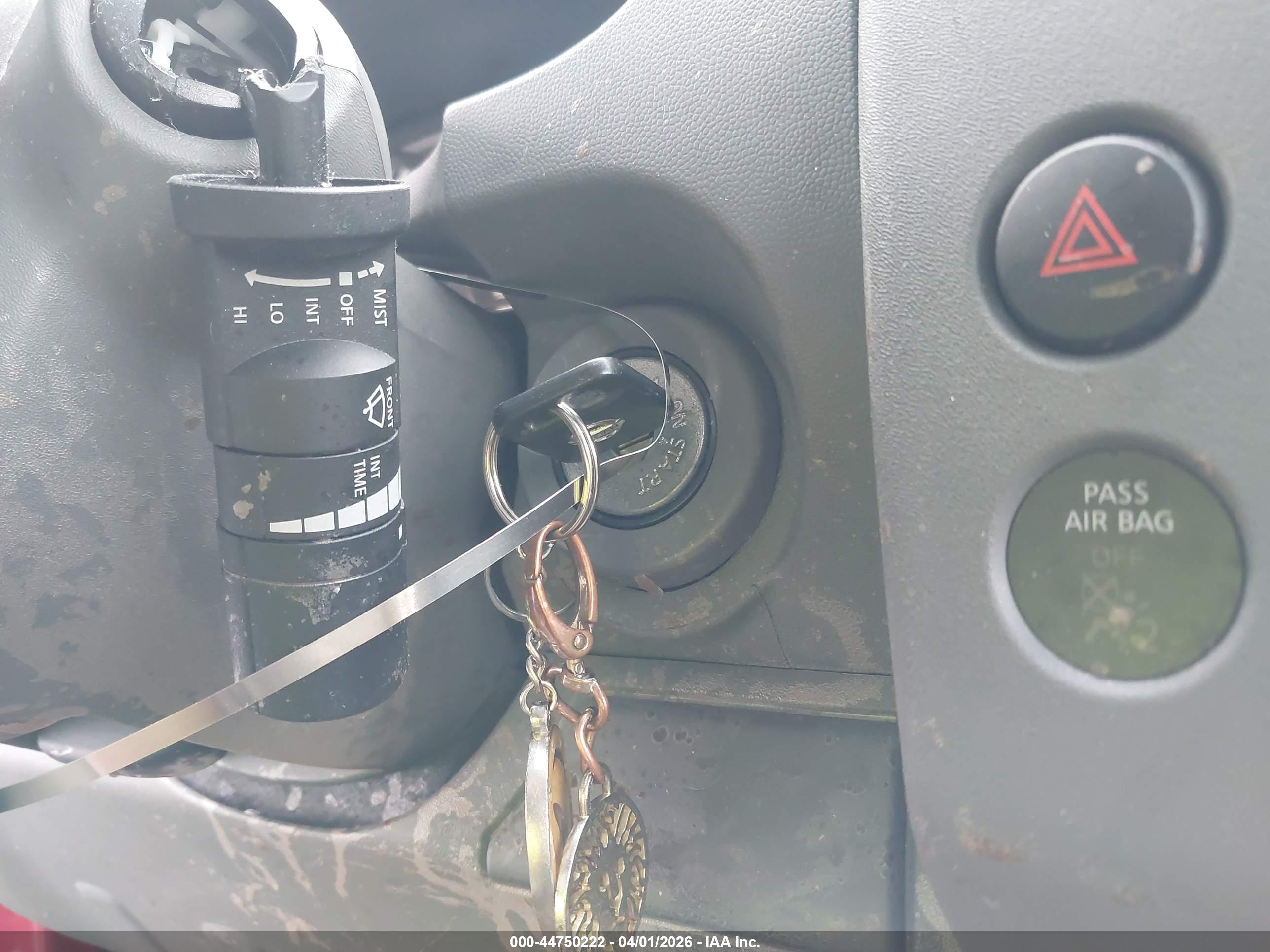 NISSAN FRONTIER image 11