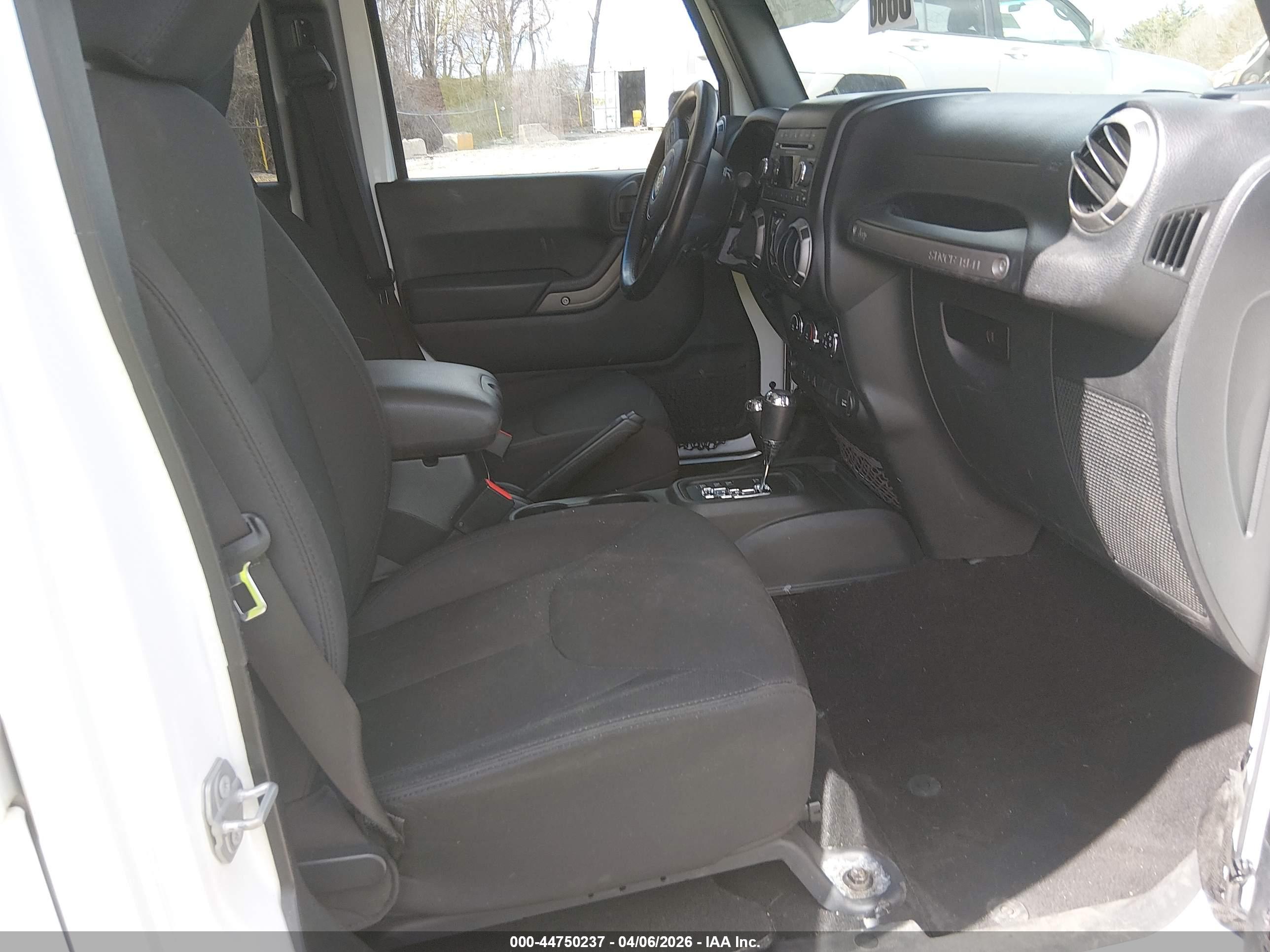 JEEP WRANGLER image 5