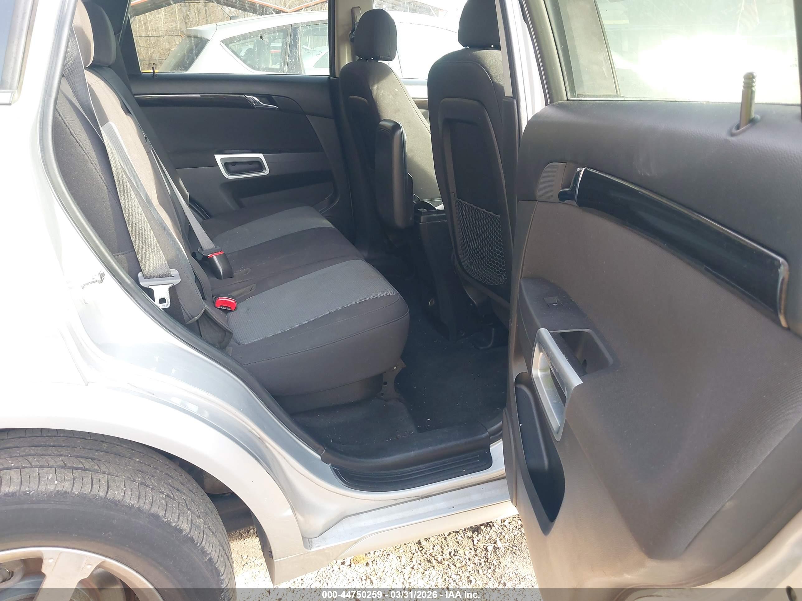CHEVROLET CAPTIVA image 8