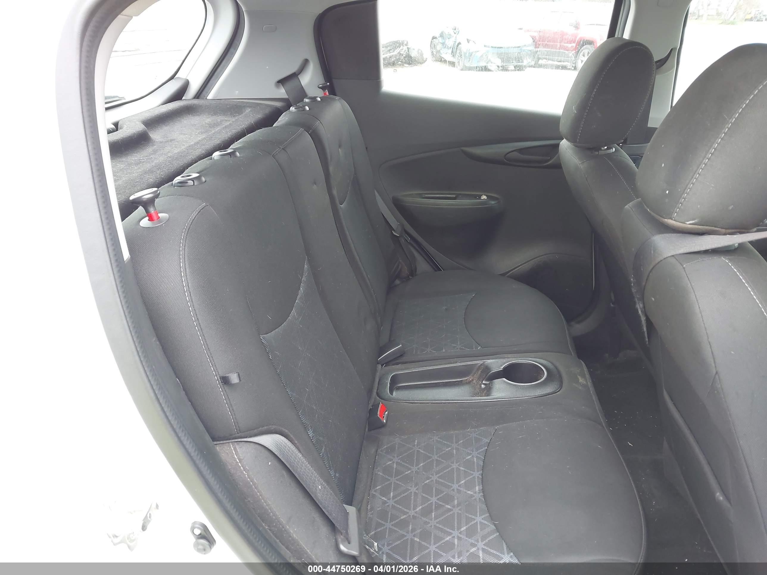 CHEVROLET SPARK image 8