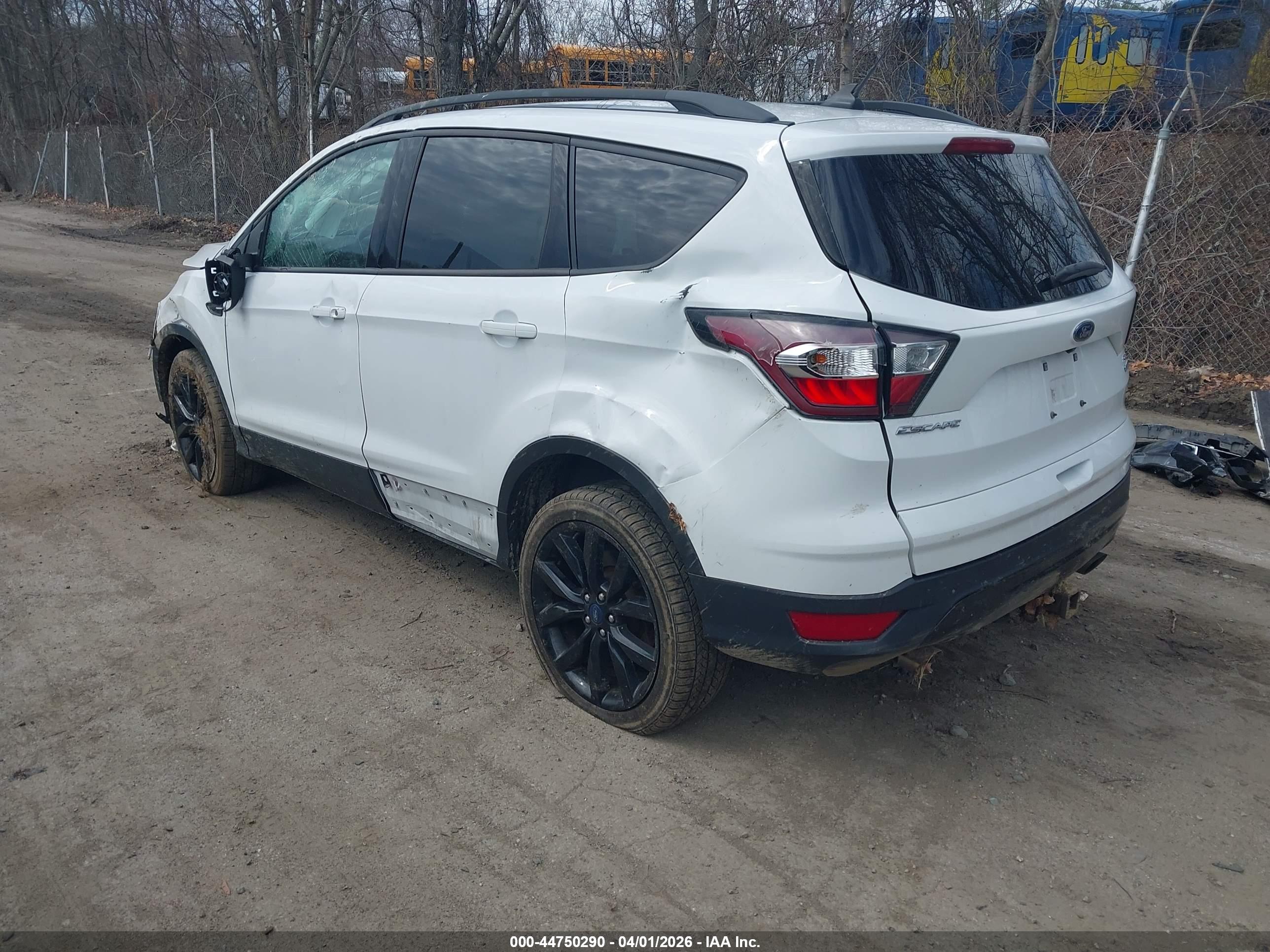 FORD ESCAPE image 3